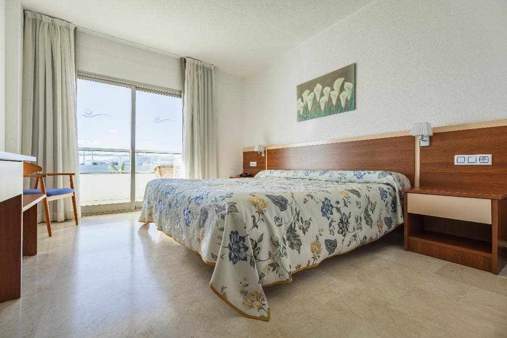 Albir Playa Hotel - photo 2