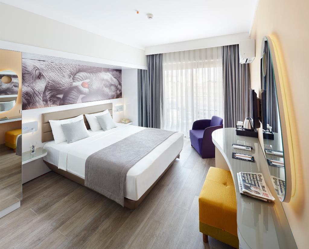 Lalila Blue Suites Getaway - photo 2