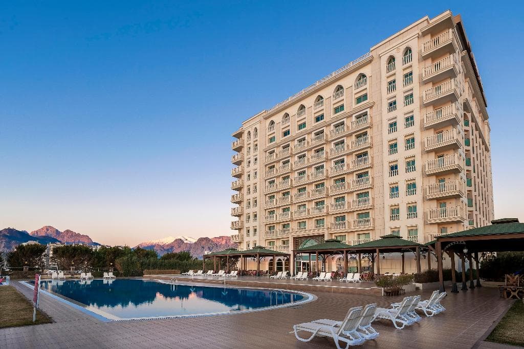 Crowne Plaza Antalya -directly on the beach - photo 3