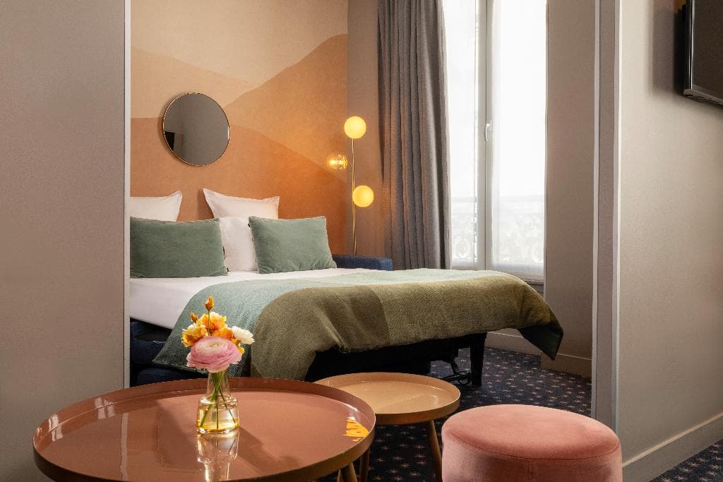 Opera, Hotel Maxim Folies - photo 3