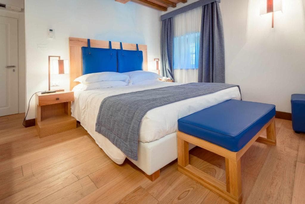 Five stars in Florence - Villa Tolomei Hotel - photo 2