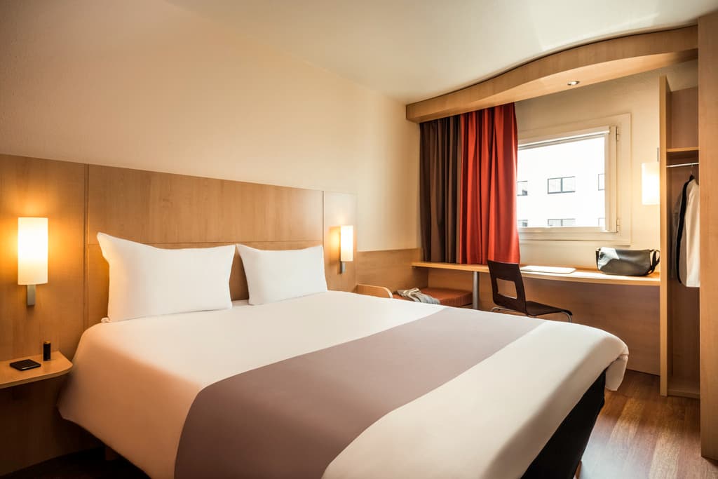 Hotel in Montmartre - photo 3