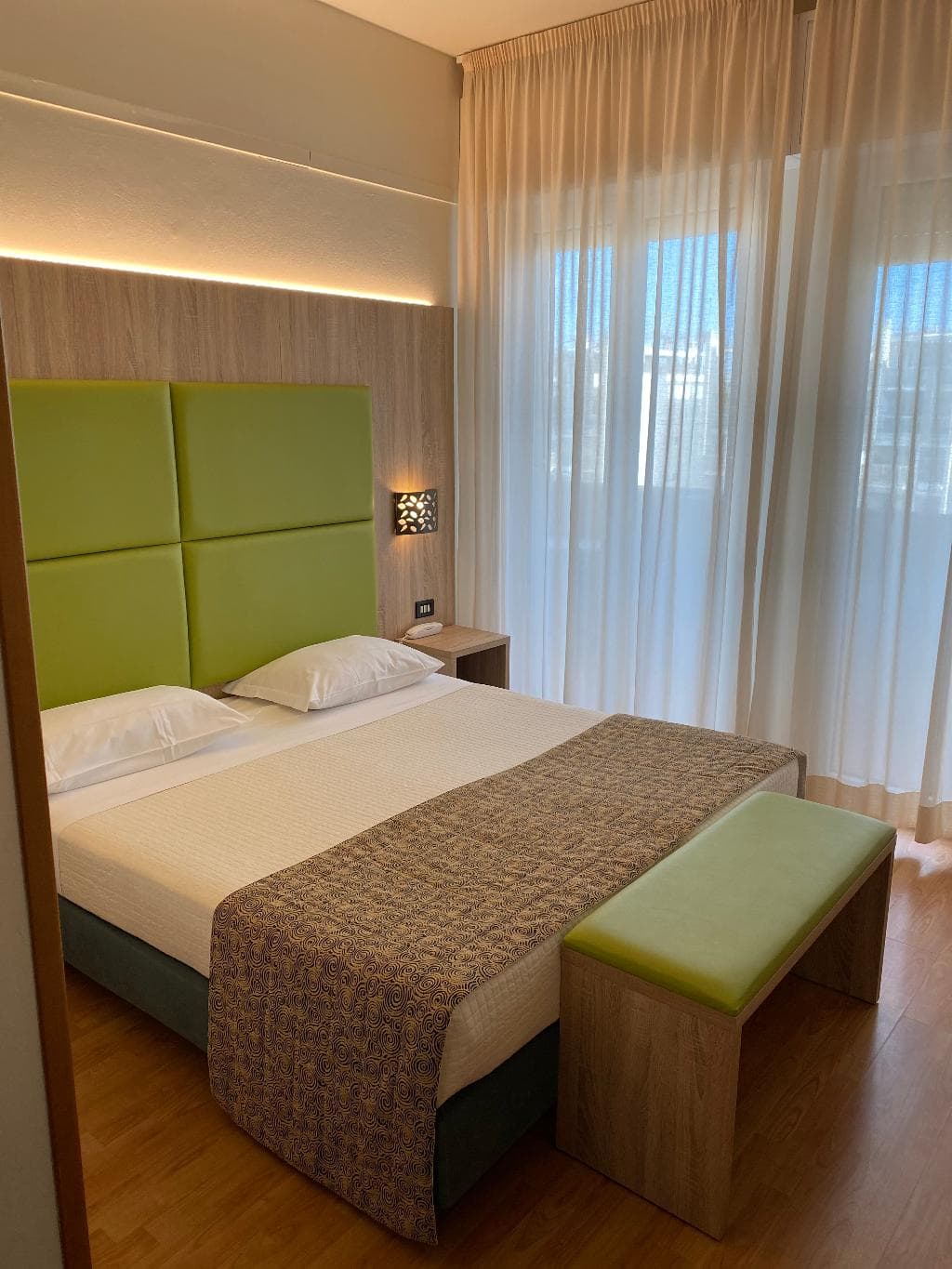 Hotel St. Gregory Park - photo 2
