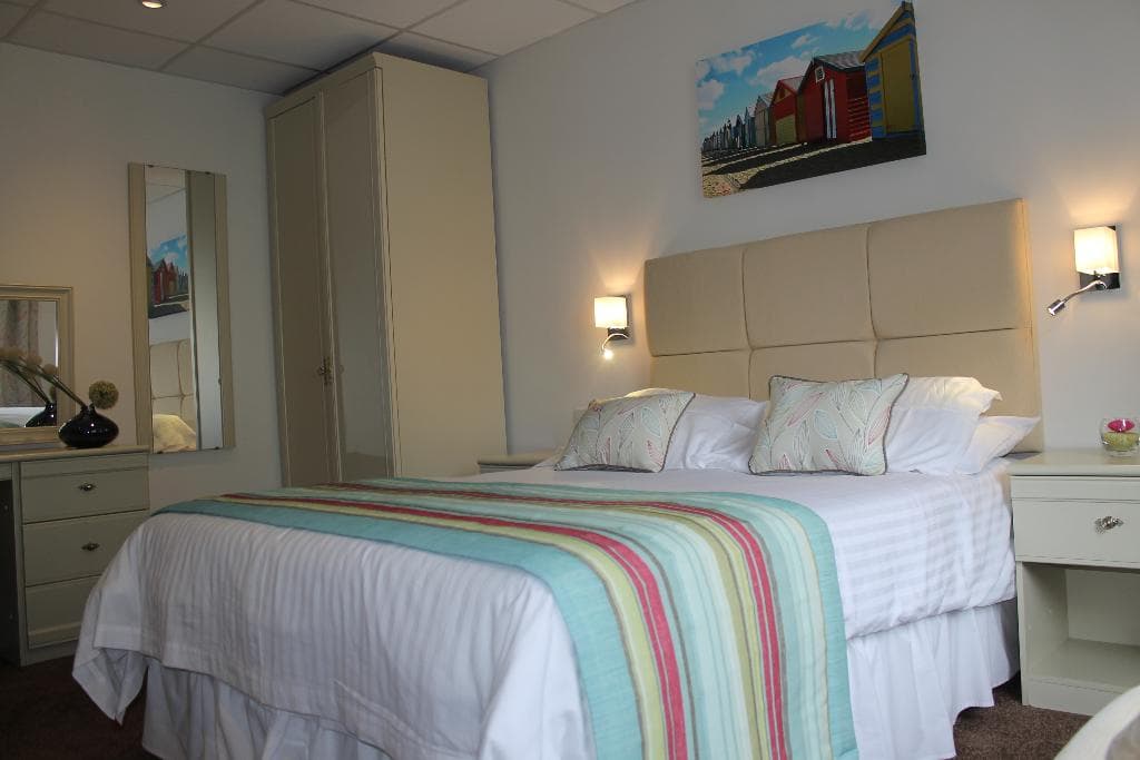 Westhill Country Hotel - photo 2