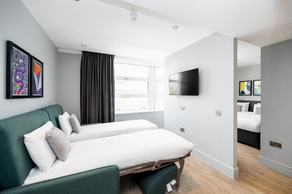 Staycity Aparthotel - photo 3