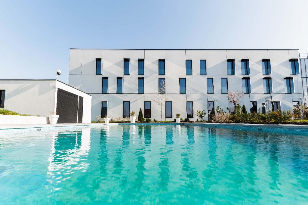 Hotel Dali Val d'Europe Tapestry Collection by Hilton