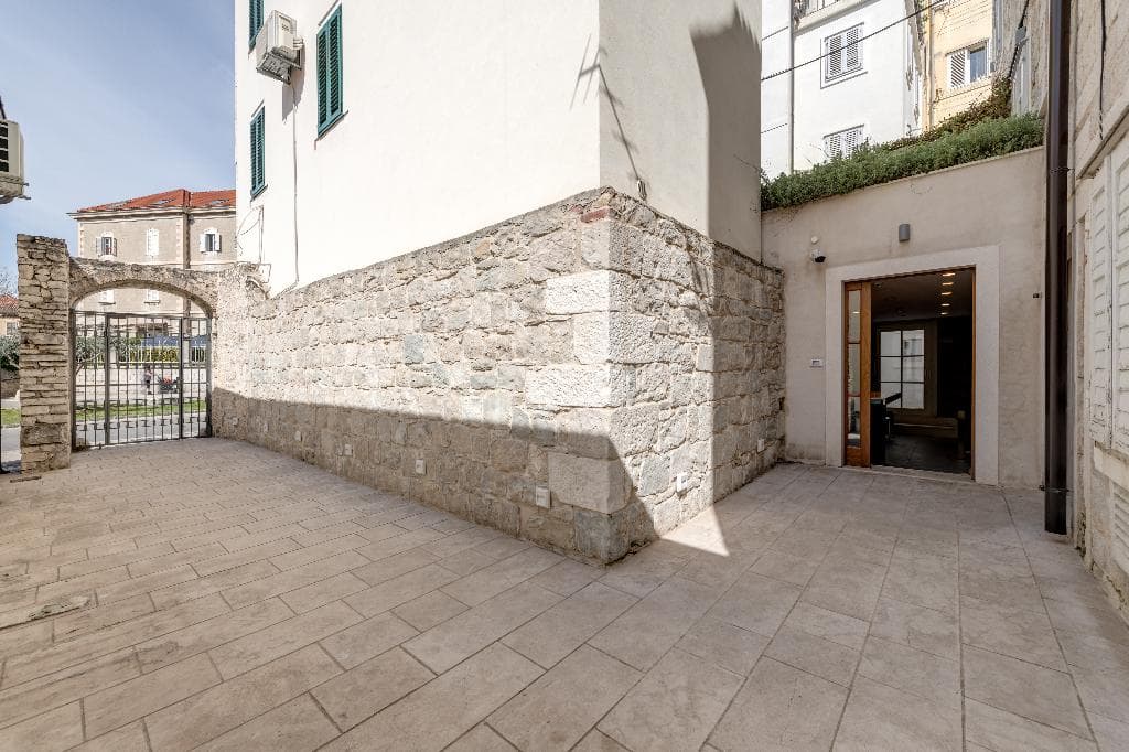 Stonemasons Heritage - photo 3