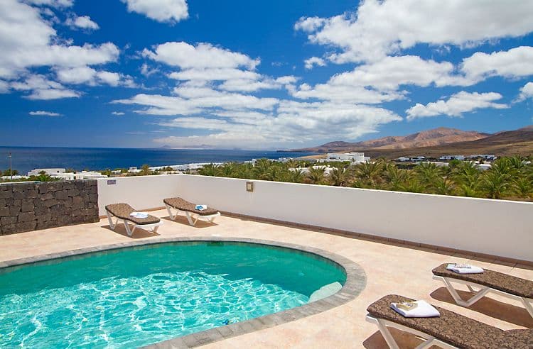 Villa in Lanzarote - photo 2