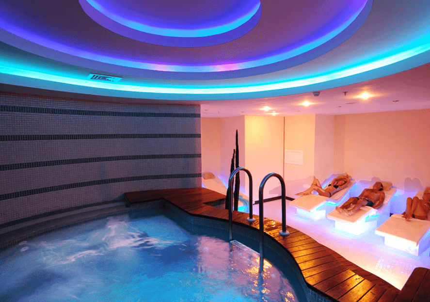 Luxury Family Holiday - photo 3
