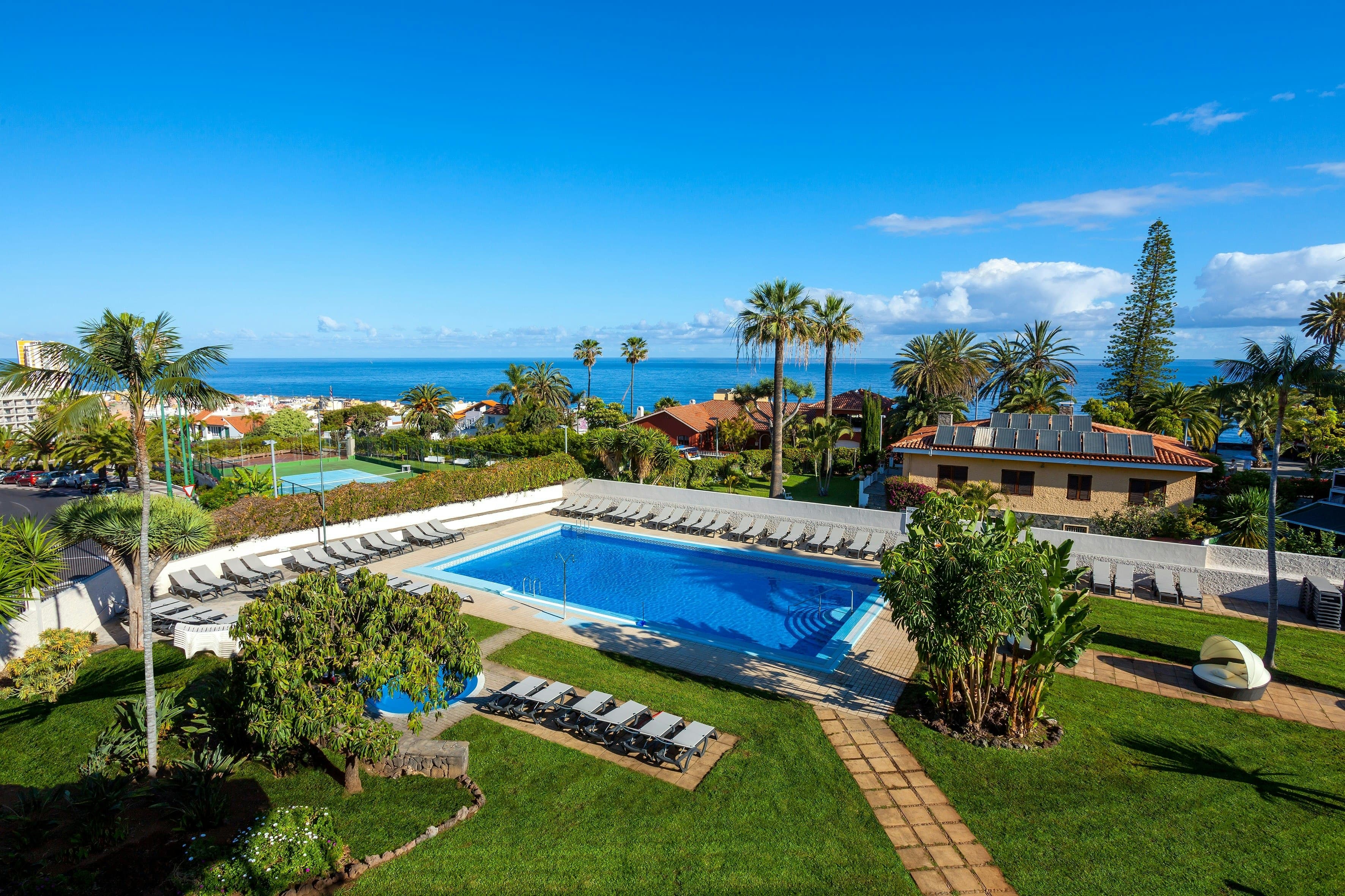 O7 Tenerife Getaway