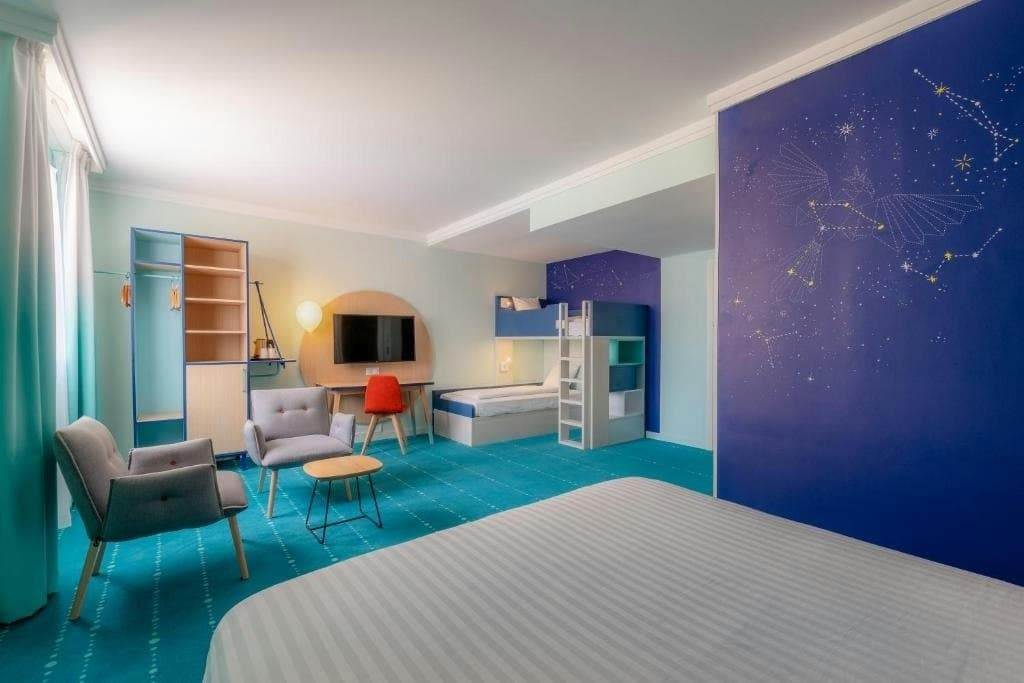 Grand Magic Hotel - photo 2