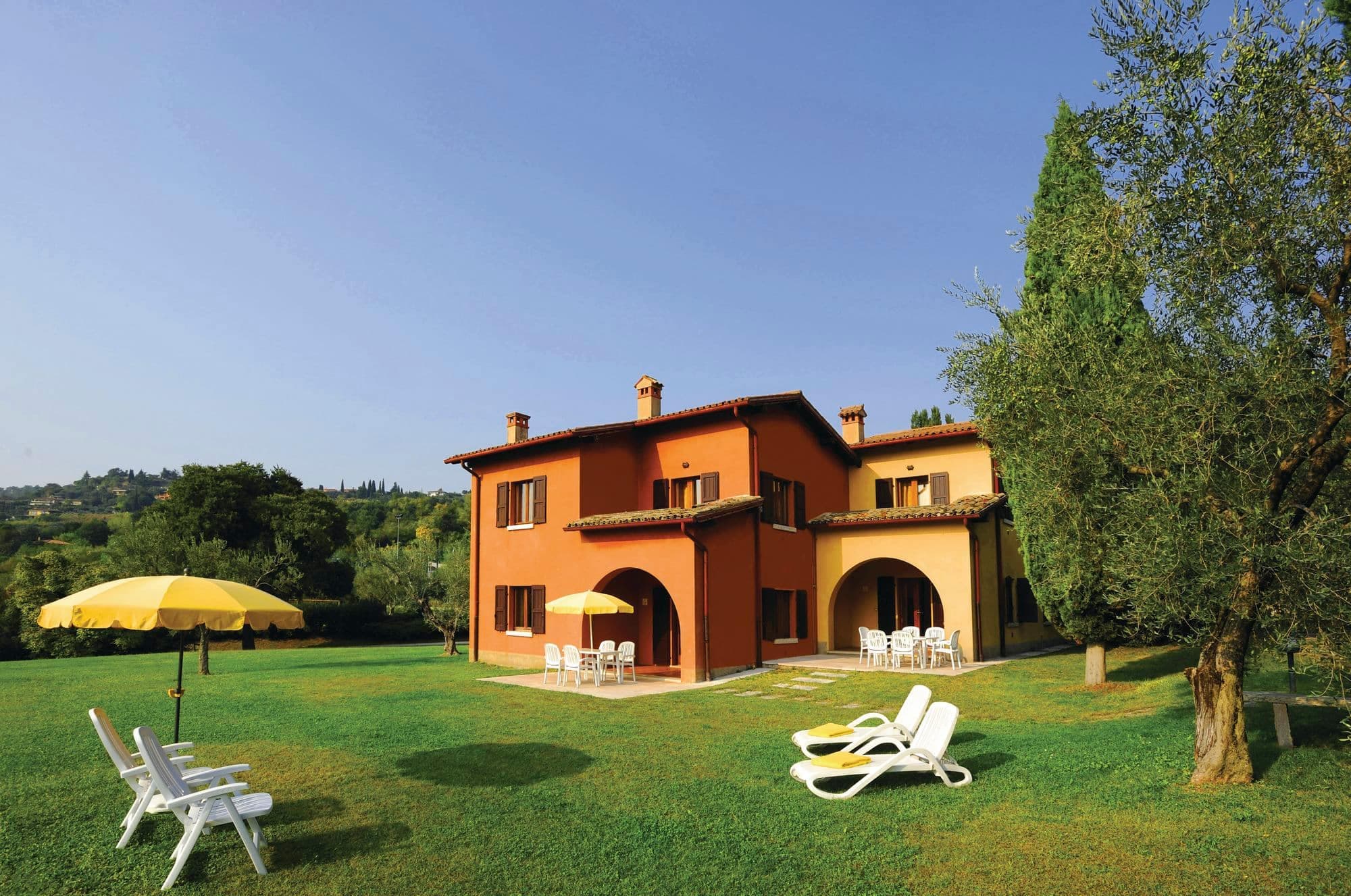 Poiano Apartments - photo 2