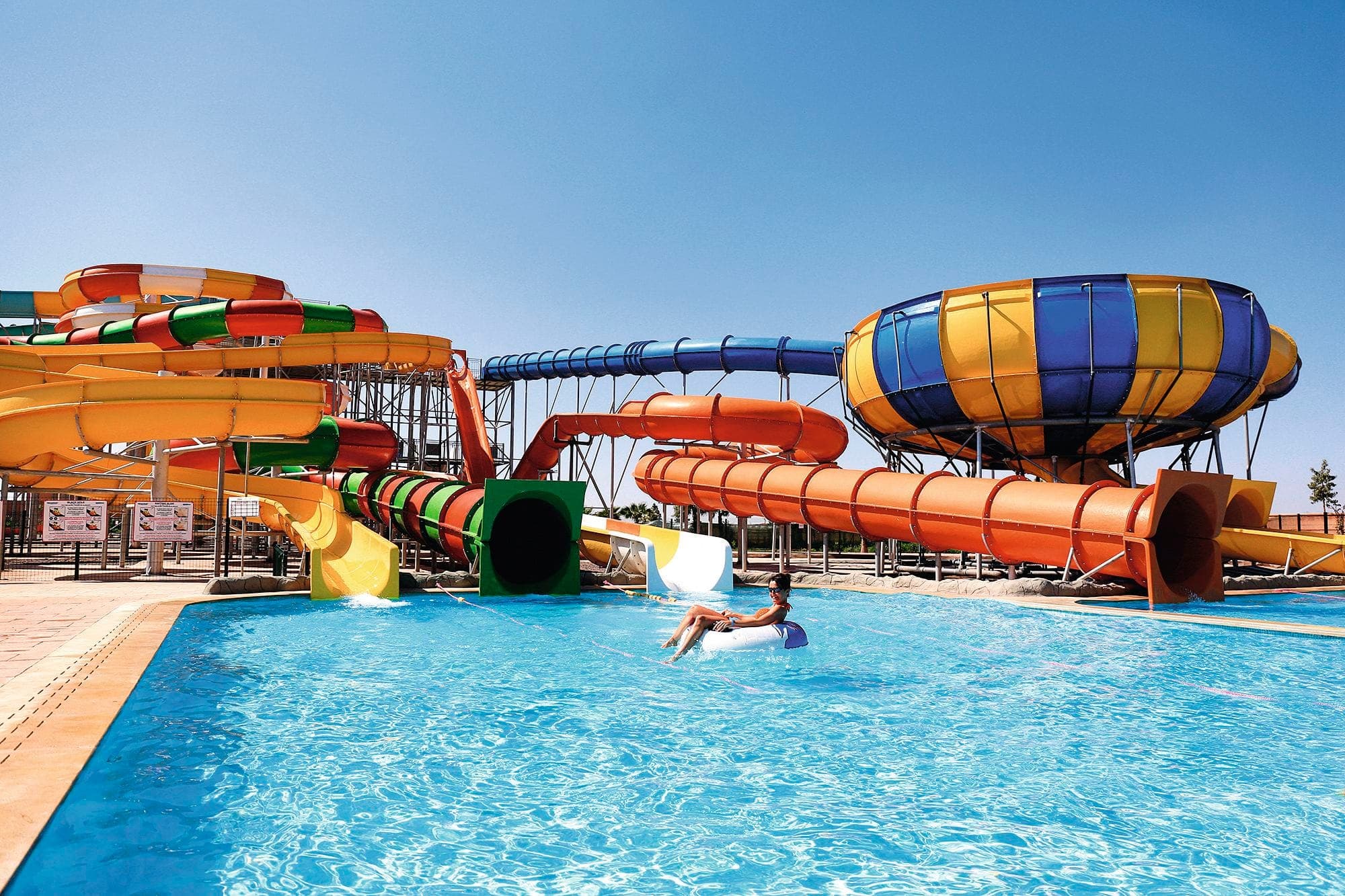 AQI Aqua Mirage Club