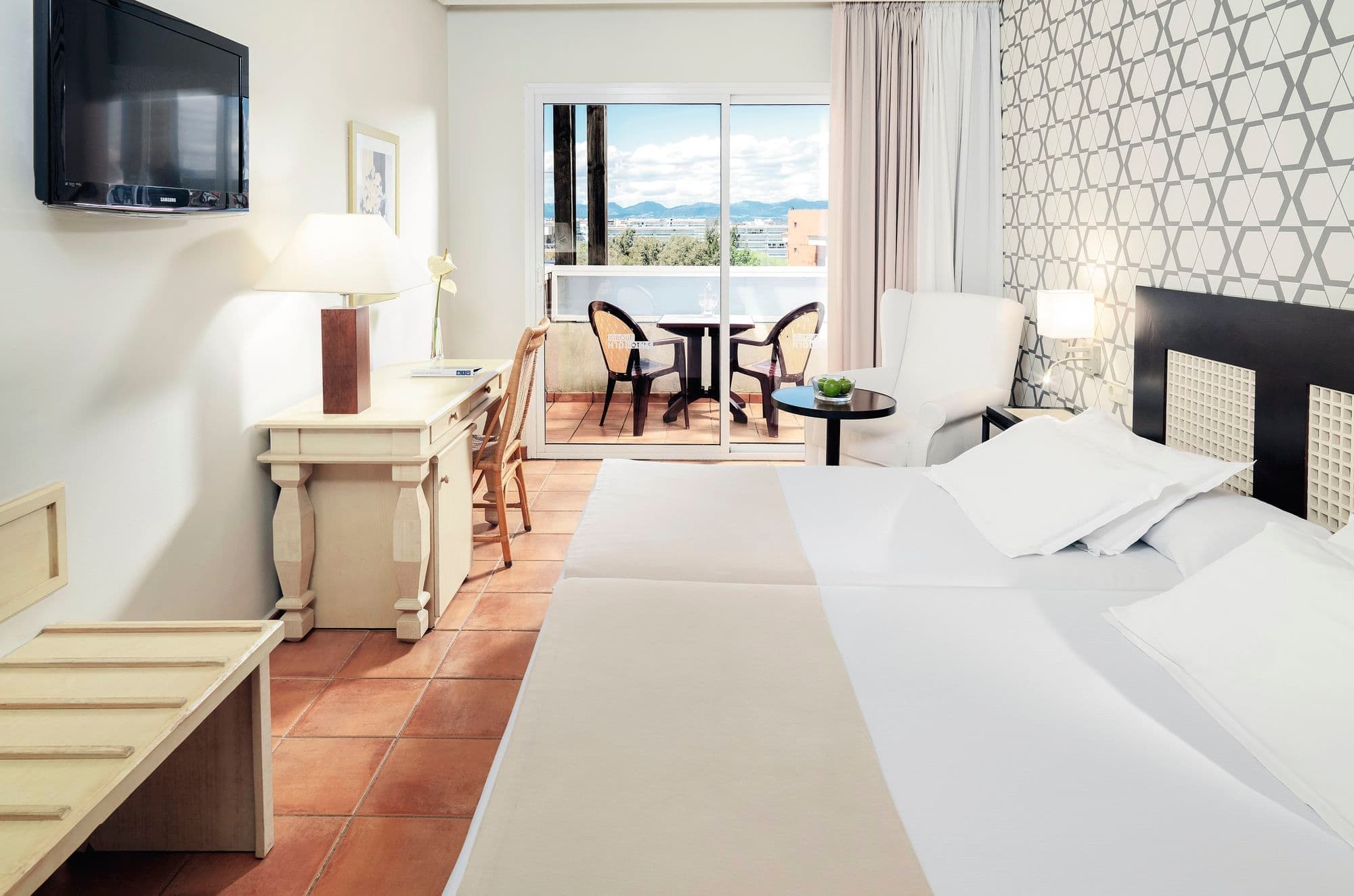 H10 Salauris Palace - photo 3