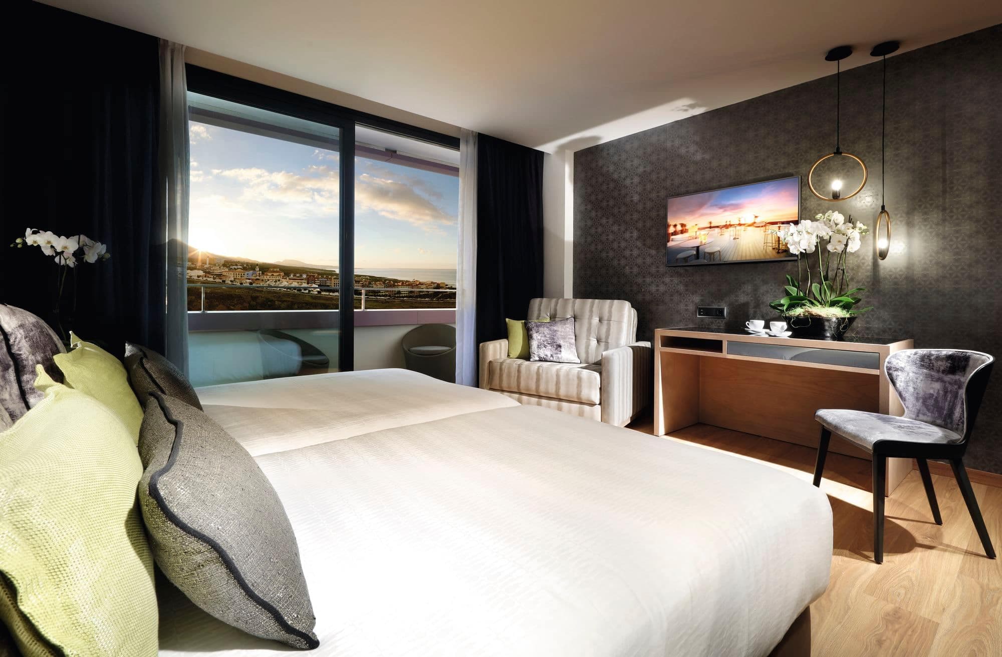 Hard Rock Hotel Tenerife - photo 2