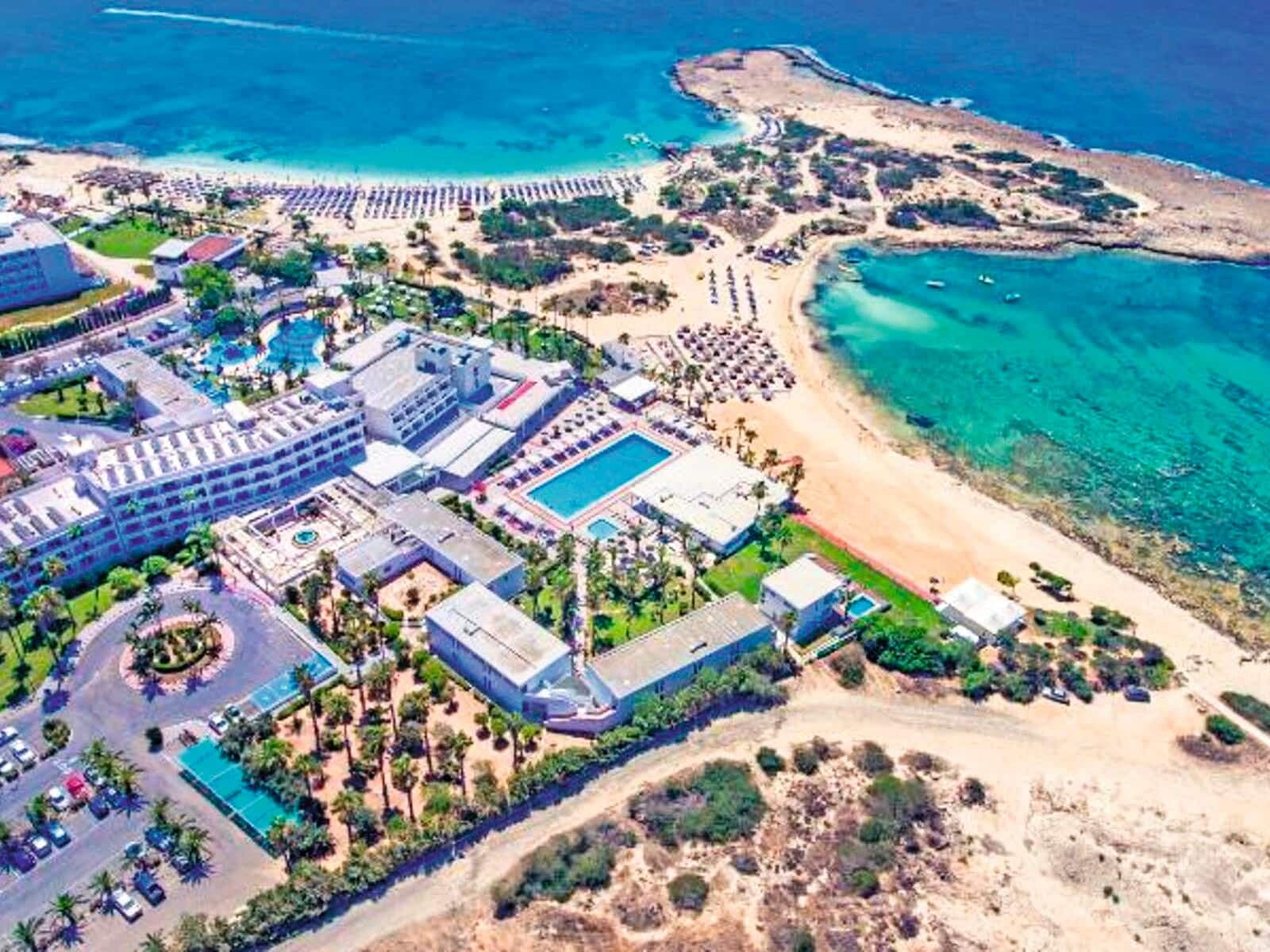 Dome Beach Hotel