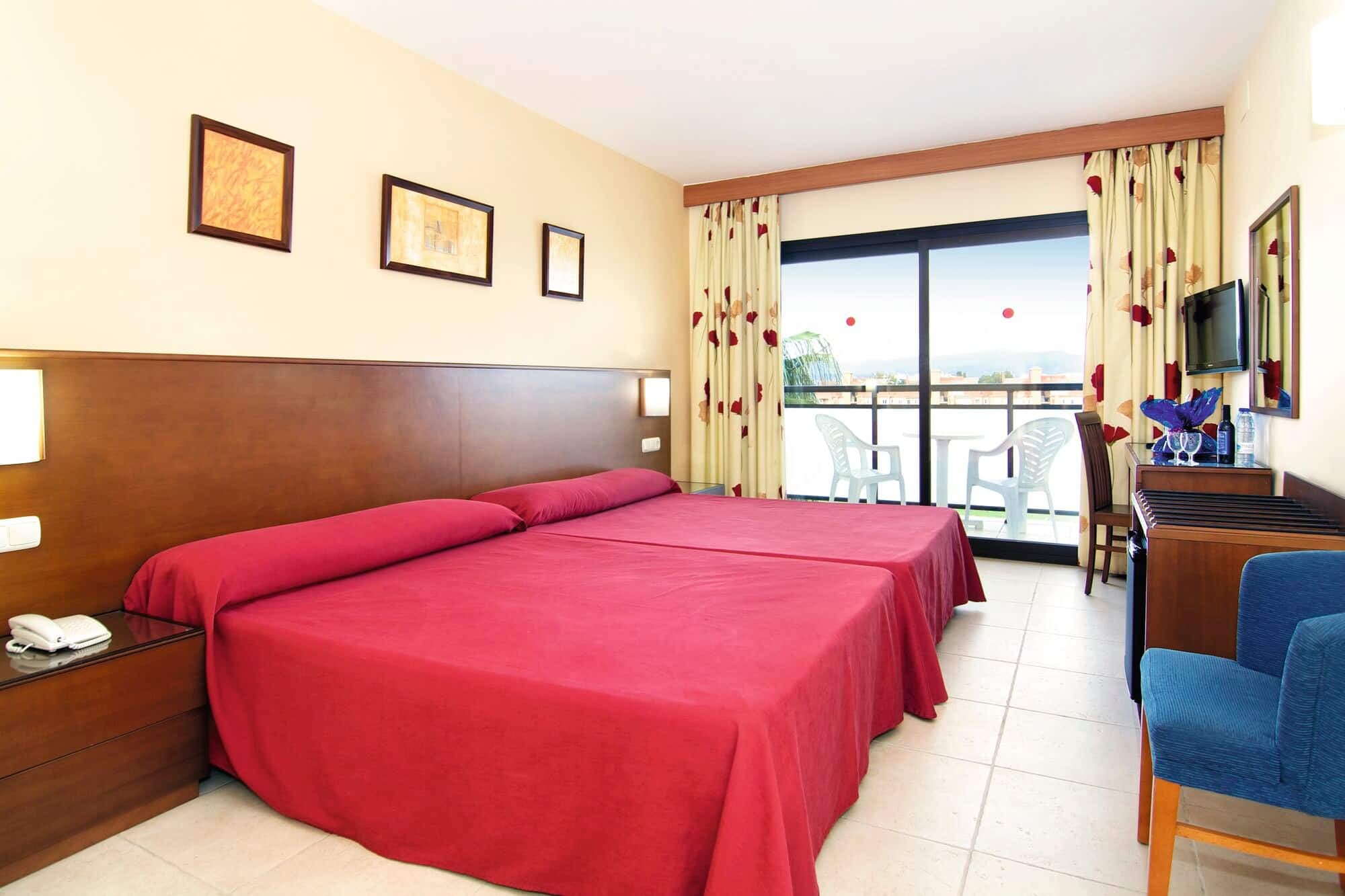 Hotel Puente Real - photo 2