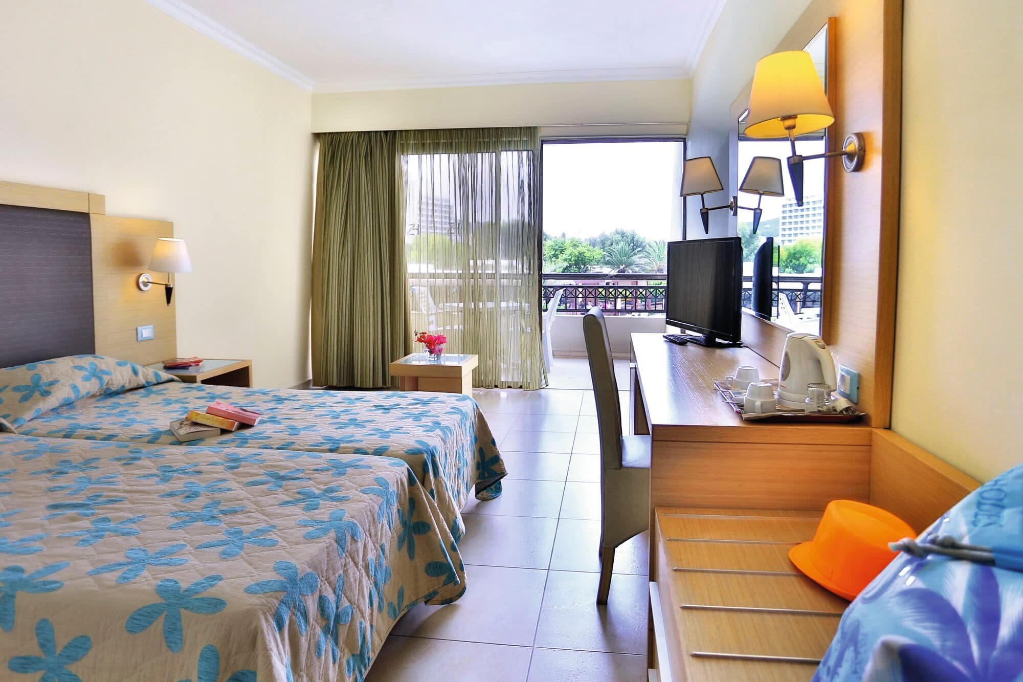 Sol by Melia Cosmopolitan - photo 2