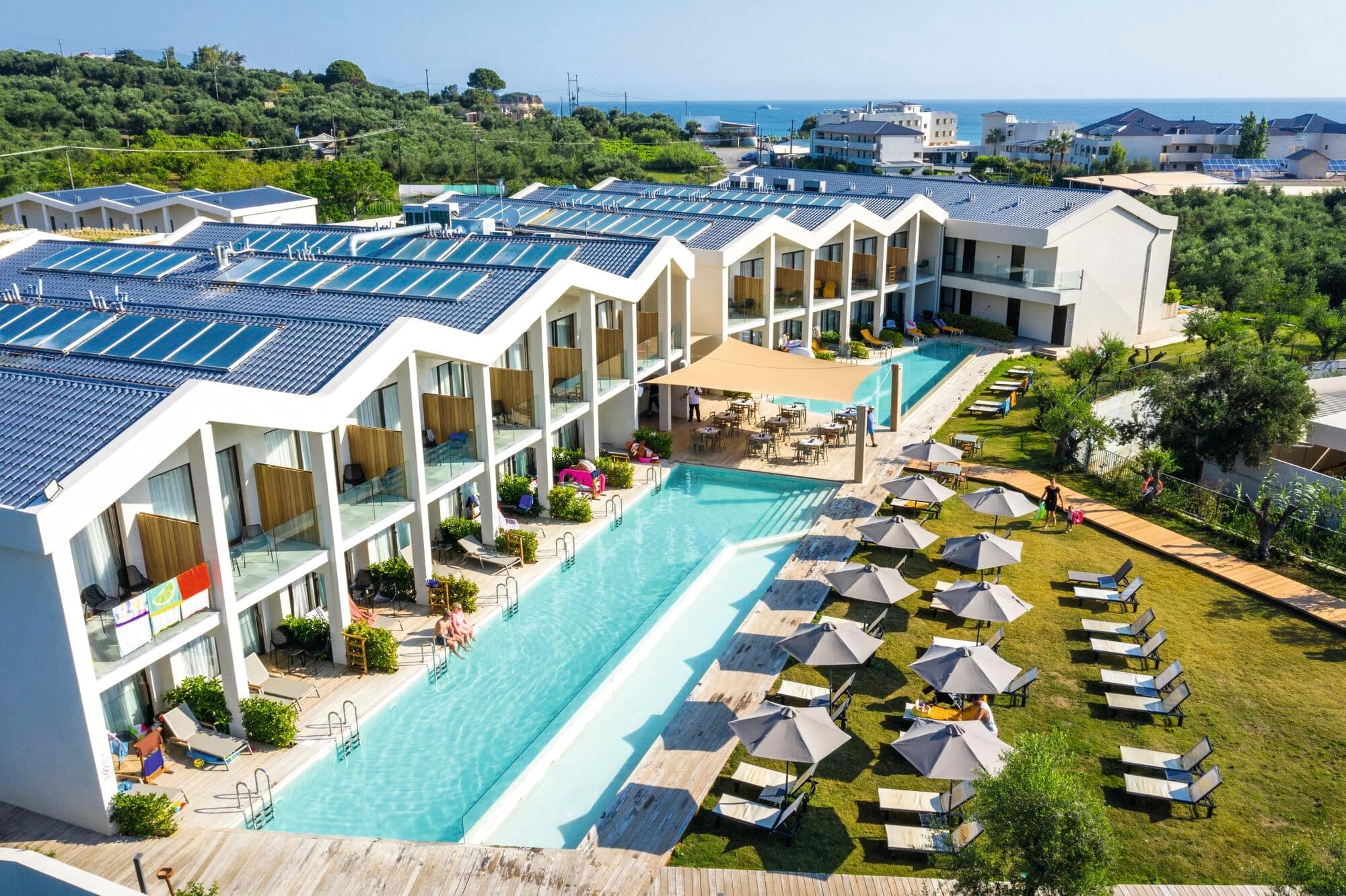 Aqua Bay Suites - photo 3