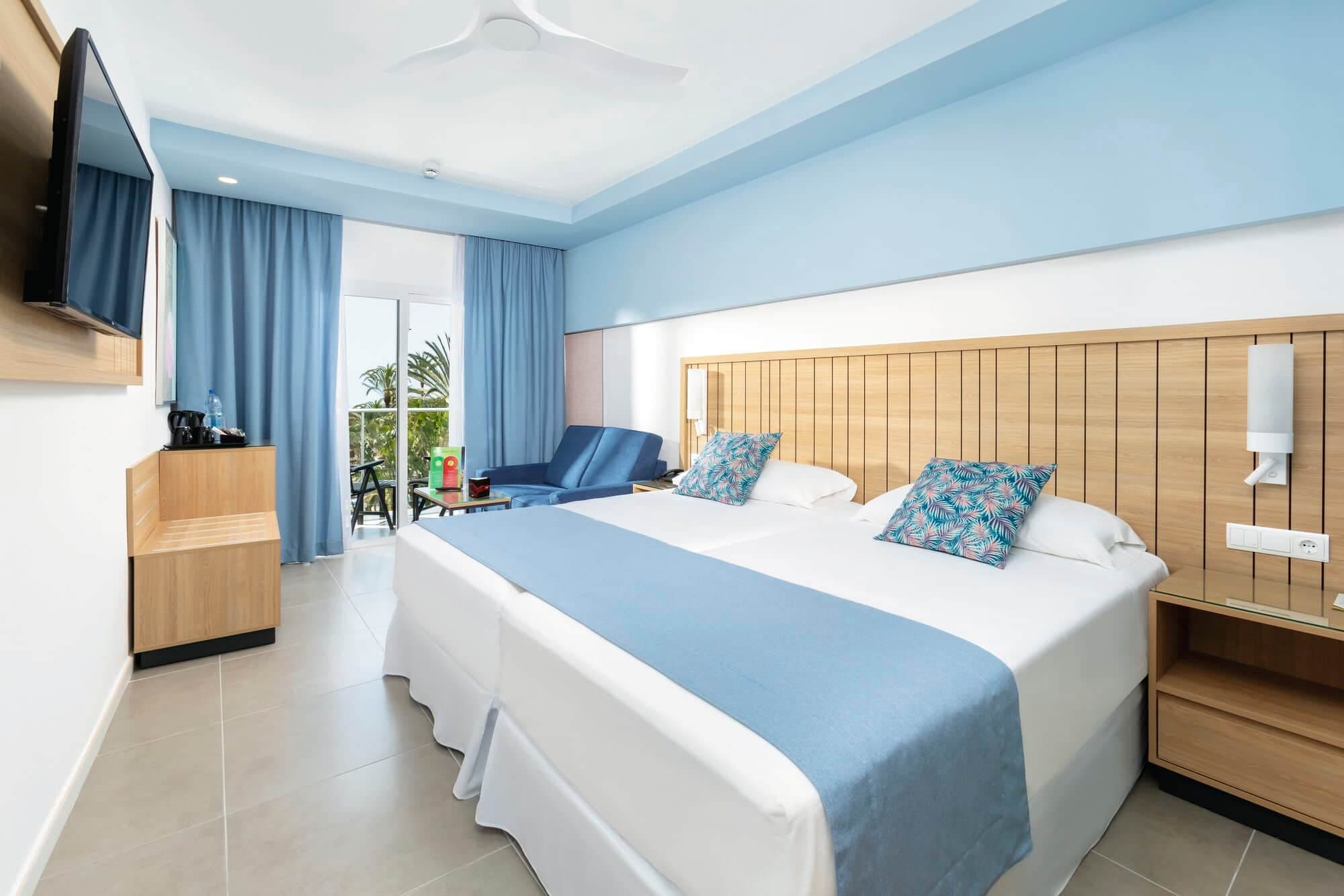 Hotel Riu Palace Palmeras - photo 2