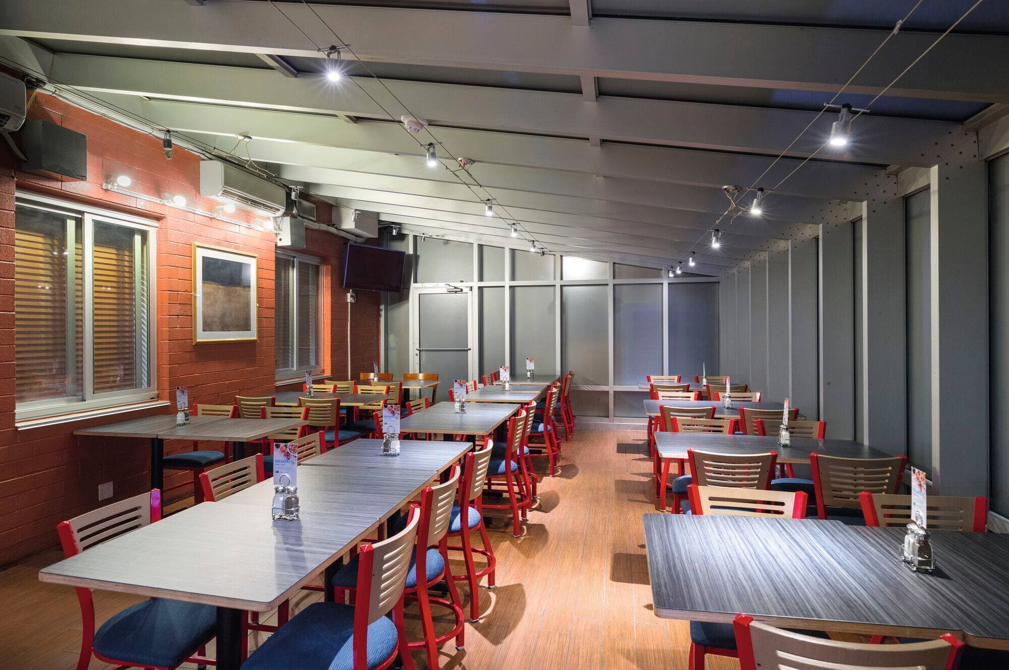 Holiday Inn Express NYC - photo 3