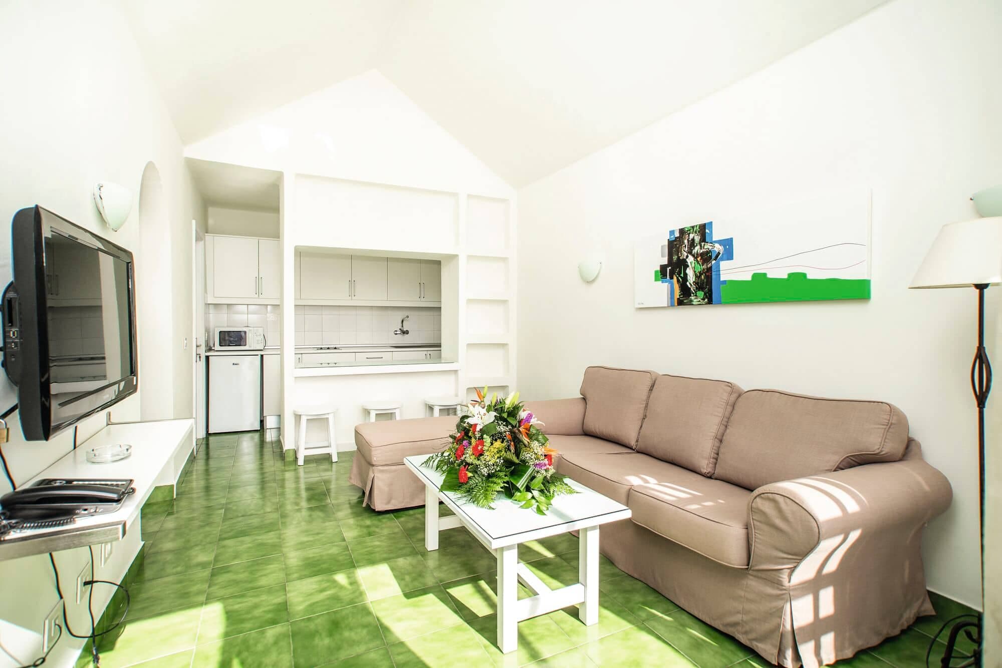 Apartamentos LIVVO Las Gaviotas - photo 2