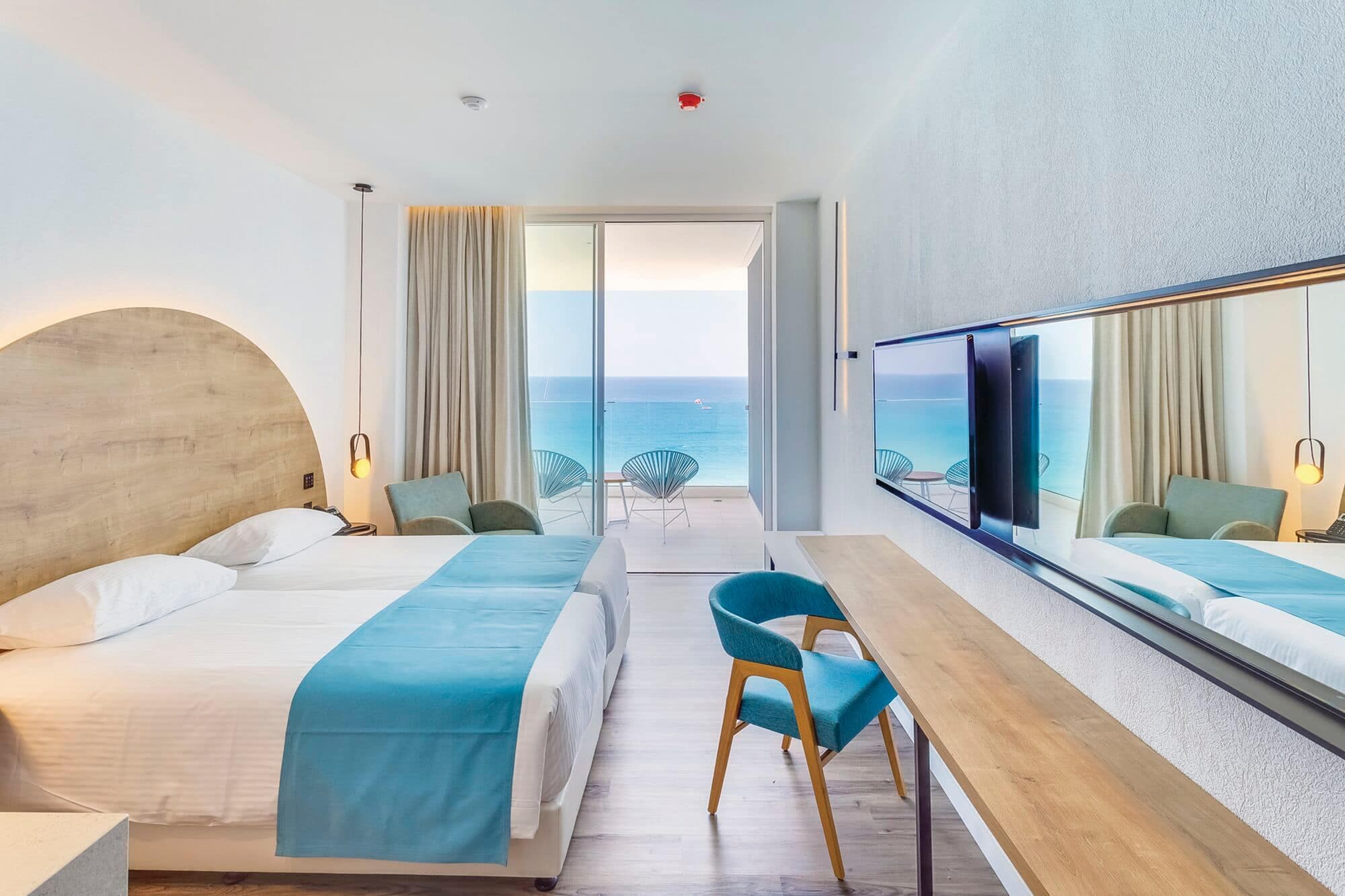Flamingo Paradise Beach - photo 2