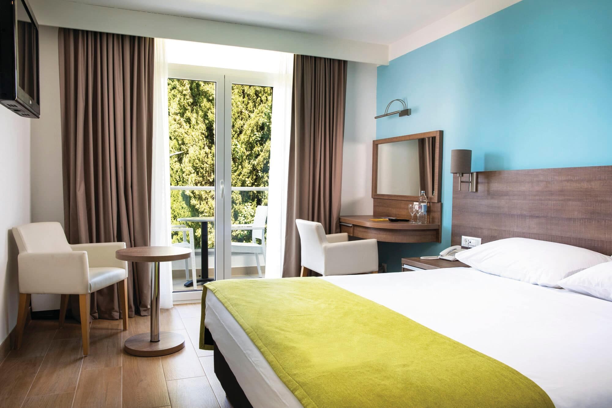 Astarea Hotel - 2 Adults - photo 2