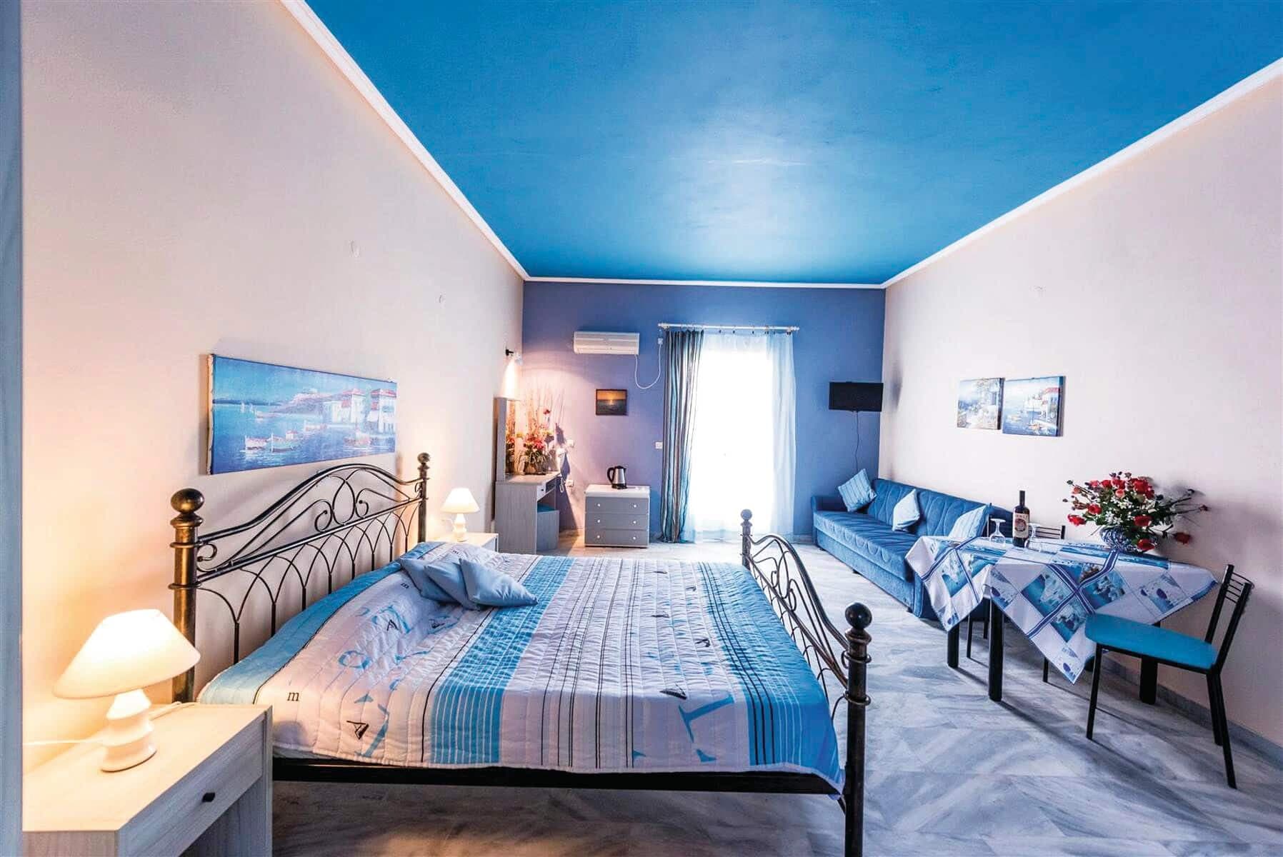 Ammes Hotel - photo 2