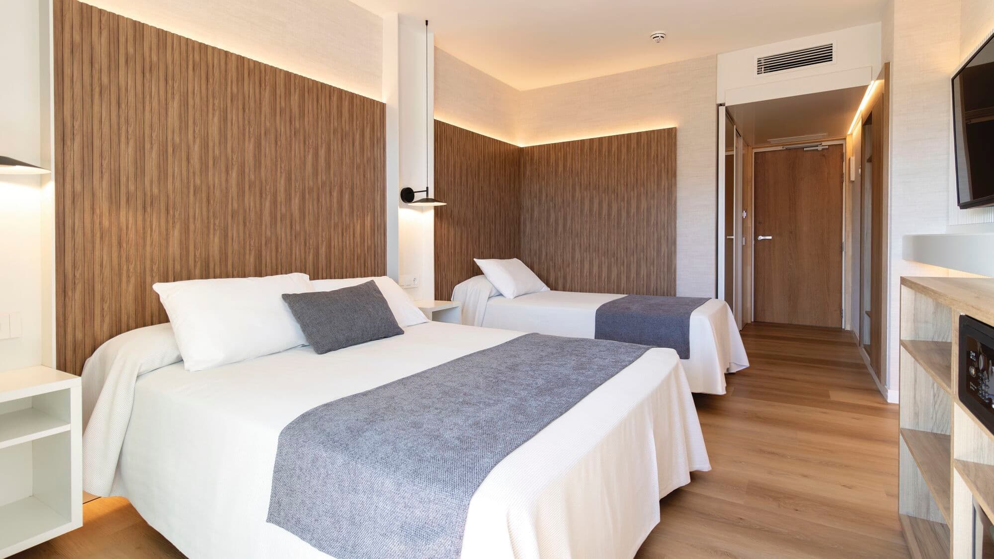 Golden Port Salou & Spa - photo 2