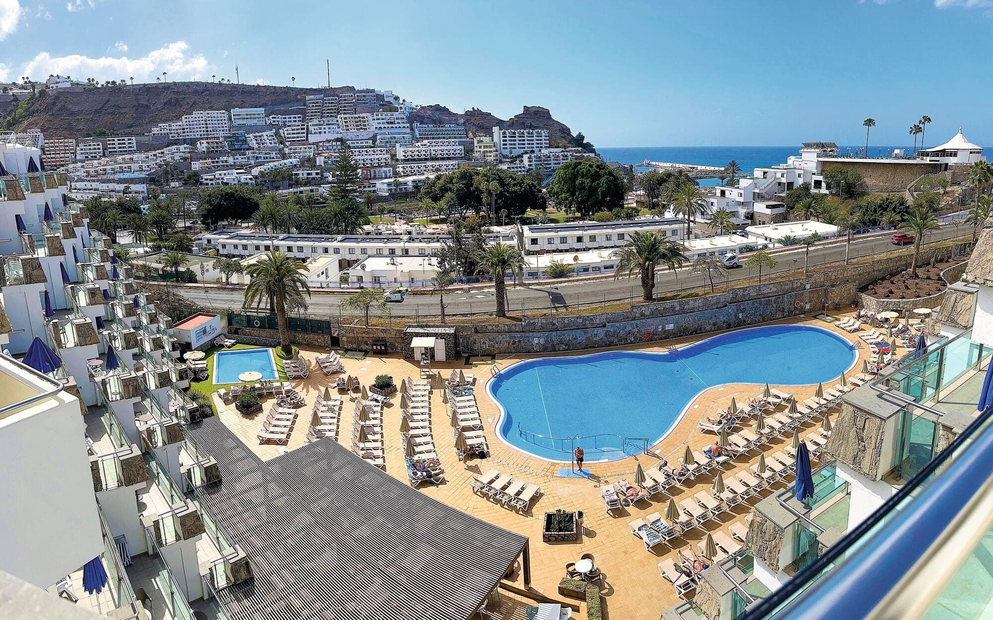 Revoli Playa Apartments - photo 3