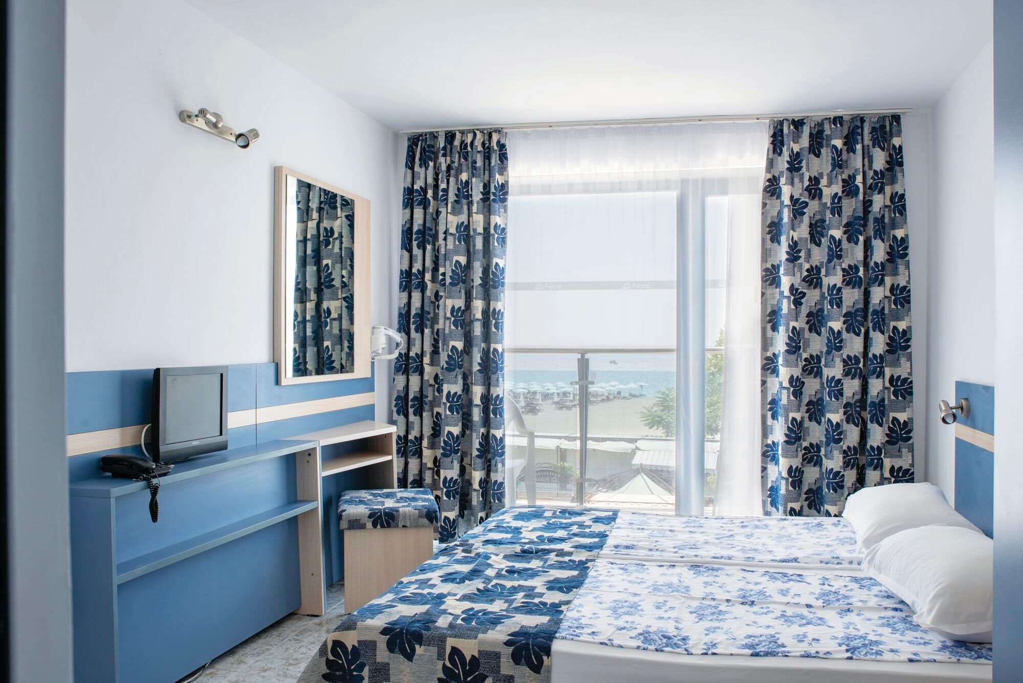 Hotel Palace - photo 2