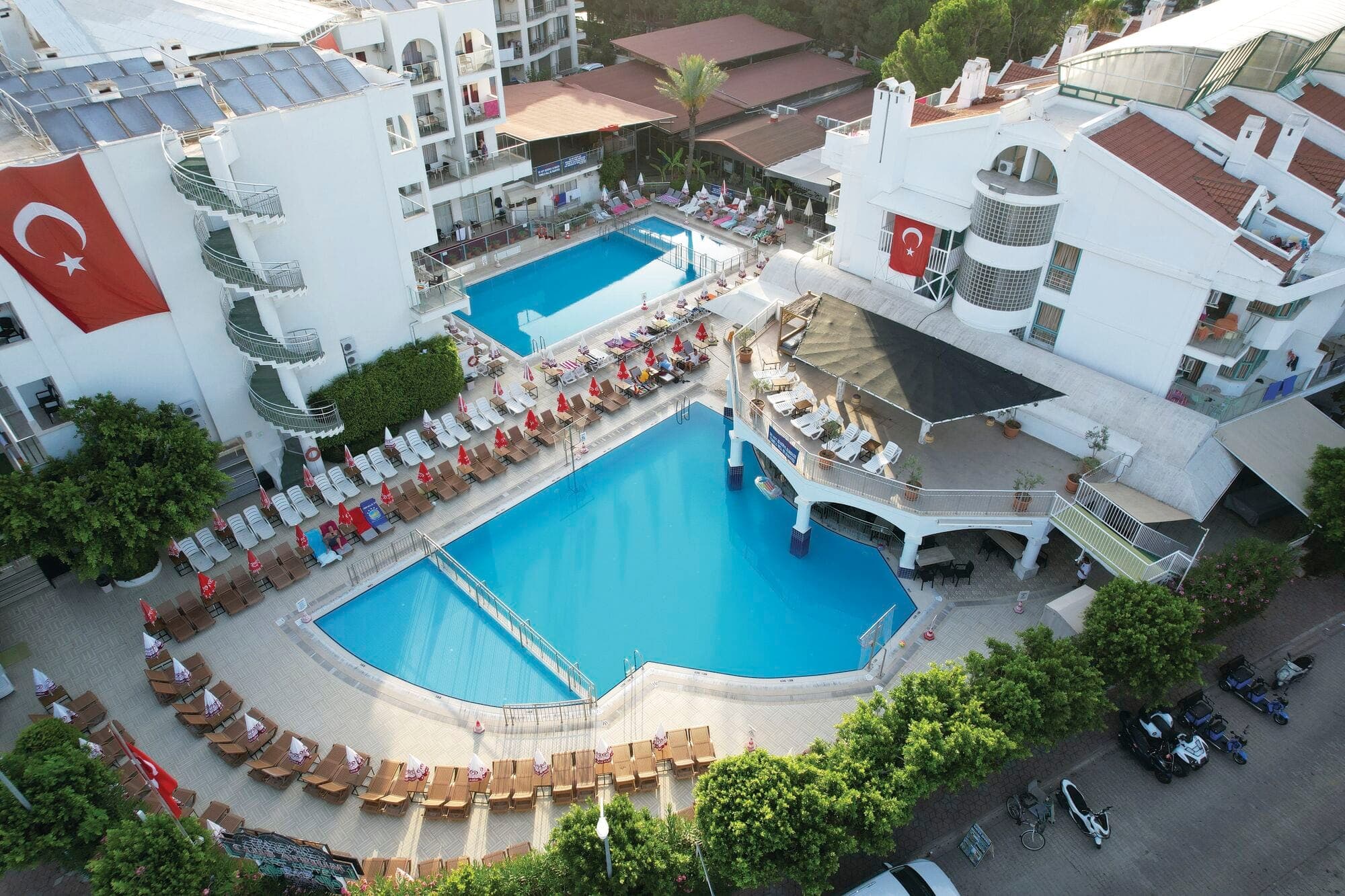 Club Atrium Hotel & Apartments - photo 3