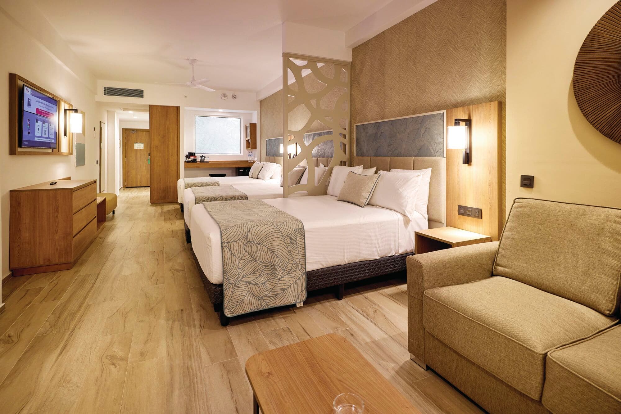 Riu Palace Bavaro - photo 2