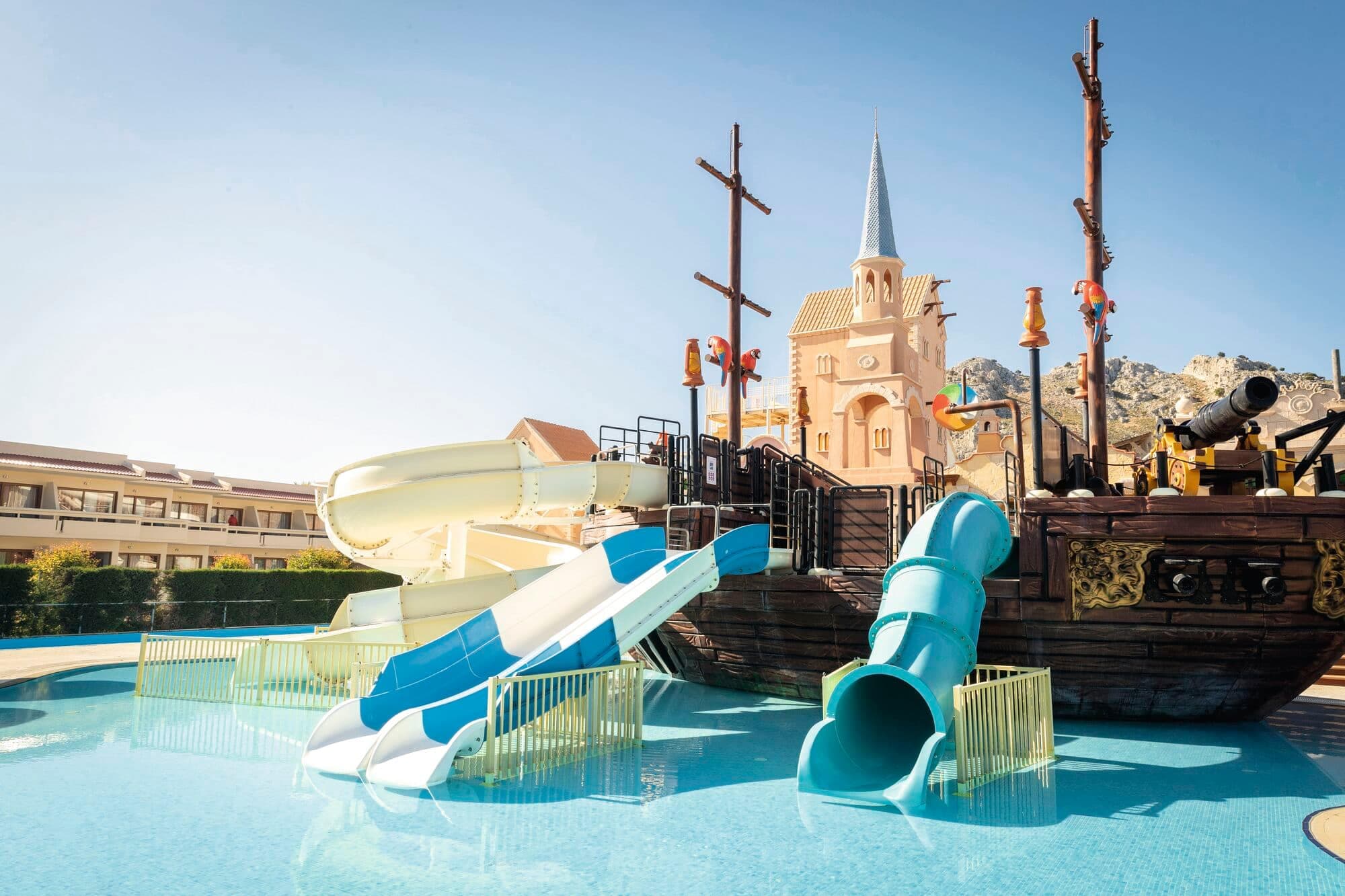 Holiday Village Atlantica