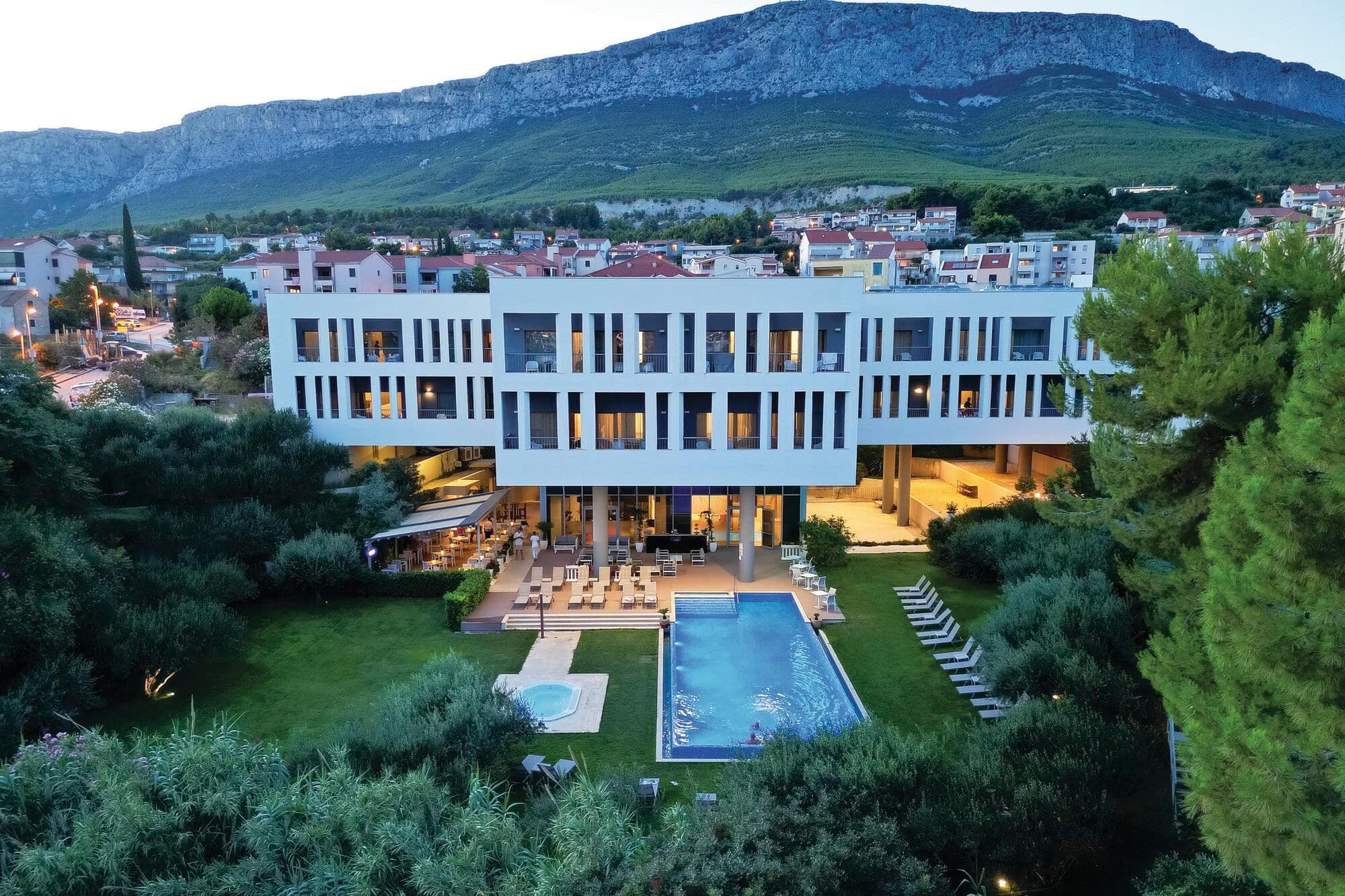 Salona Palace Hotel