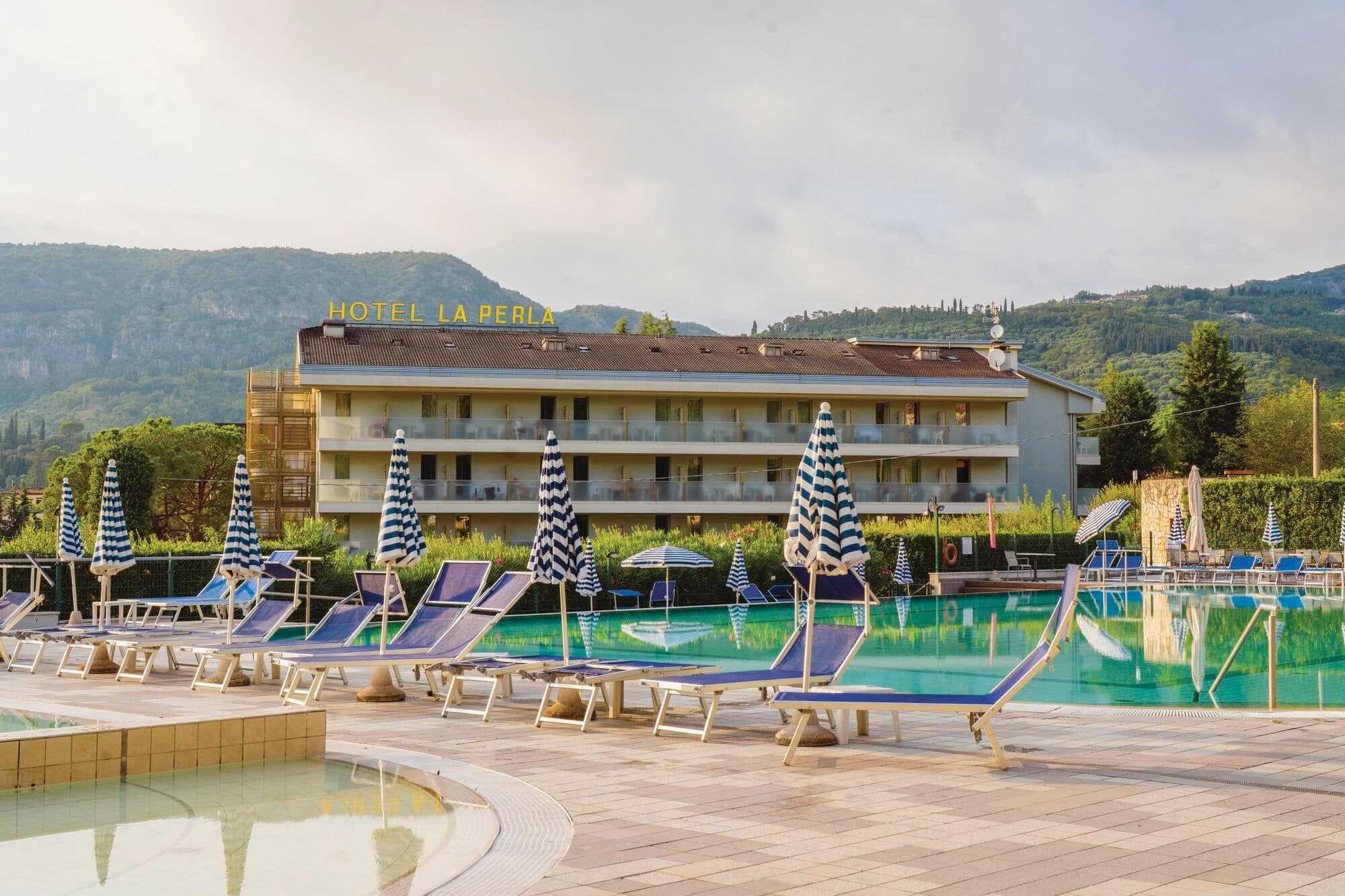 Hotel La Perla - main photo