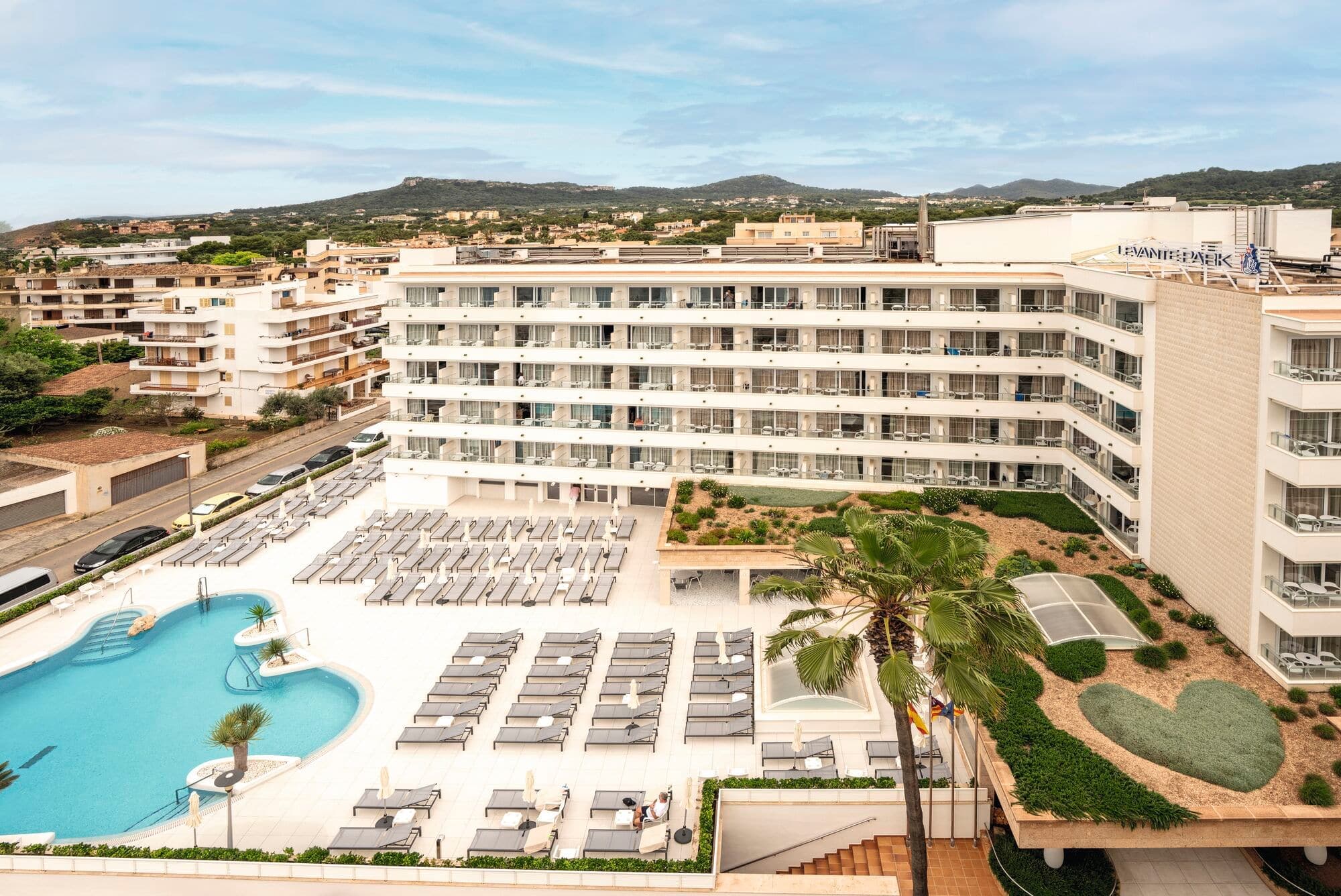 Levante Park Getaway