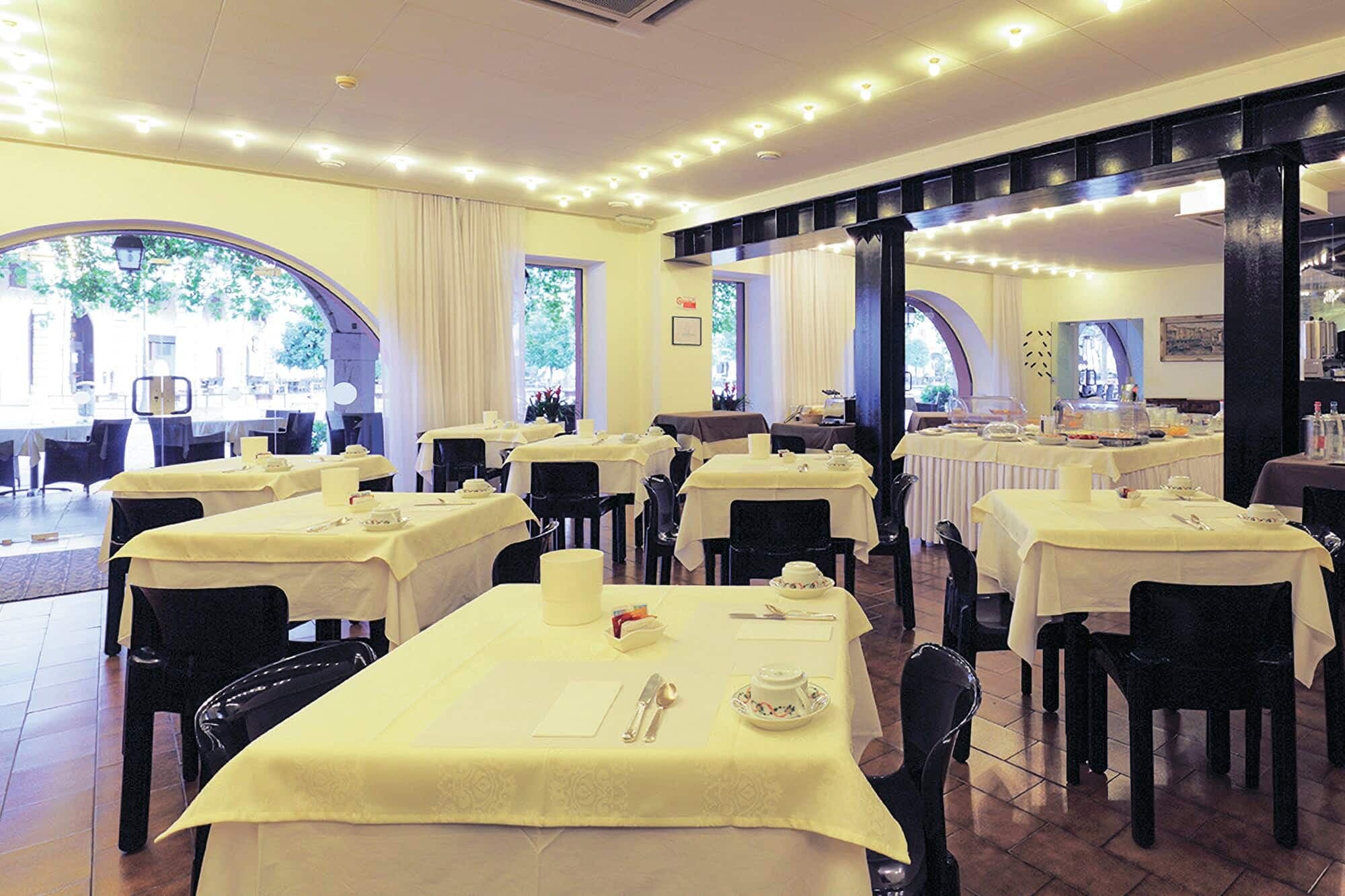 Hotel Piroscafo, Desenzano on Lake Garda - photo 3