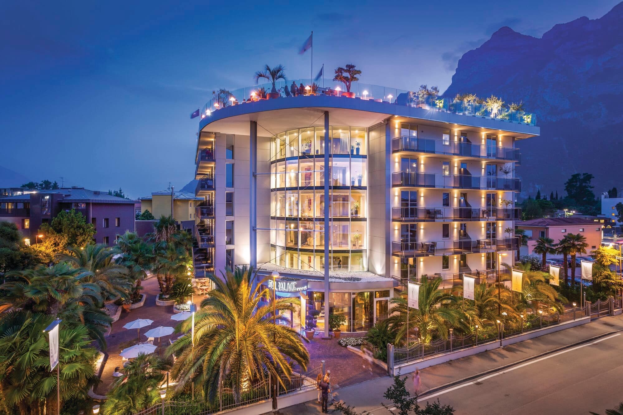 Hotel Kristal Palace