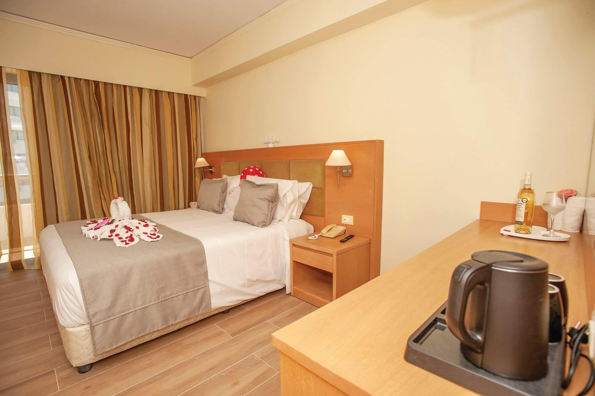 7-Night Getaway - photo 2
