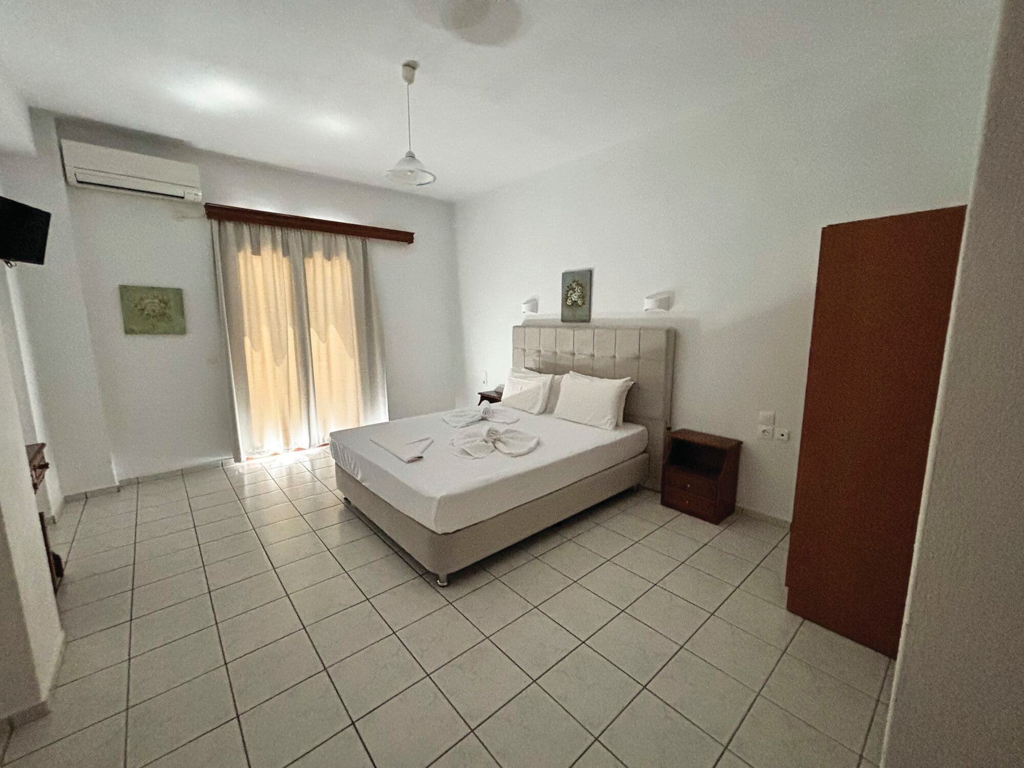 Zorbas Family House - photo 2