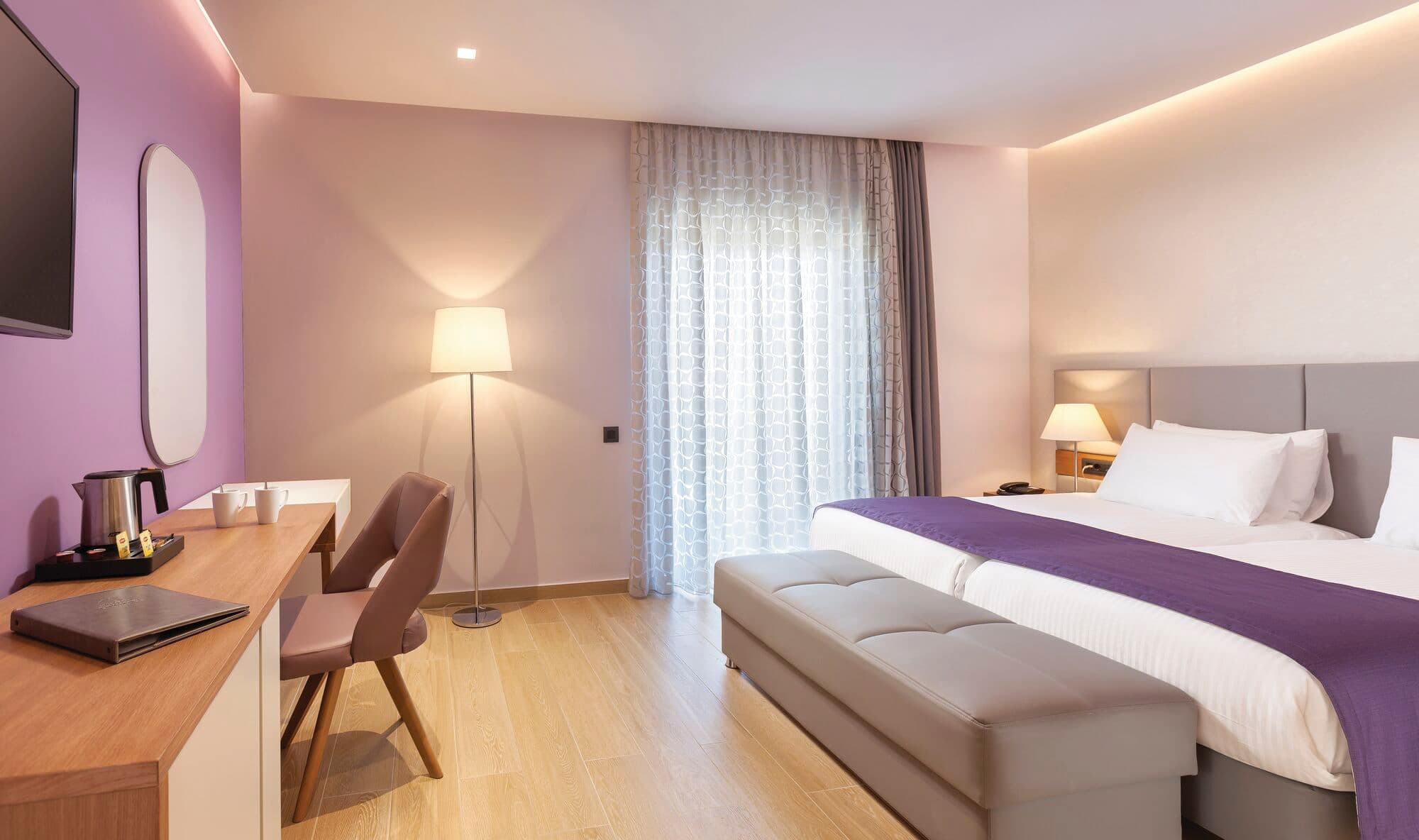 Blue Lagoon Hotel - photo 2