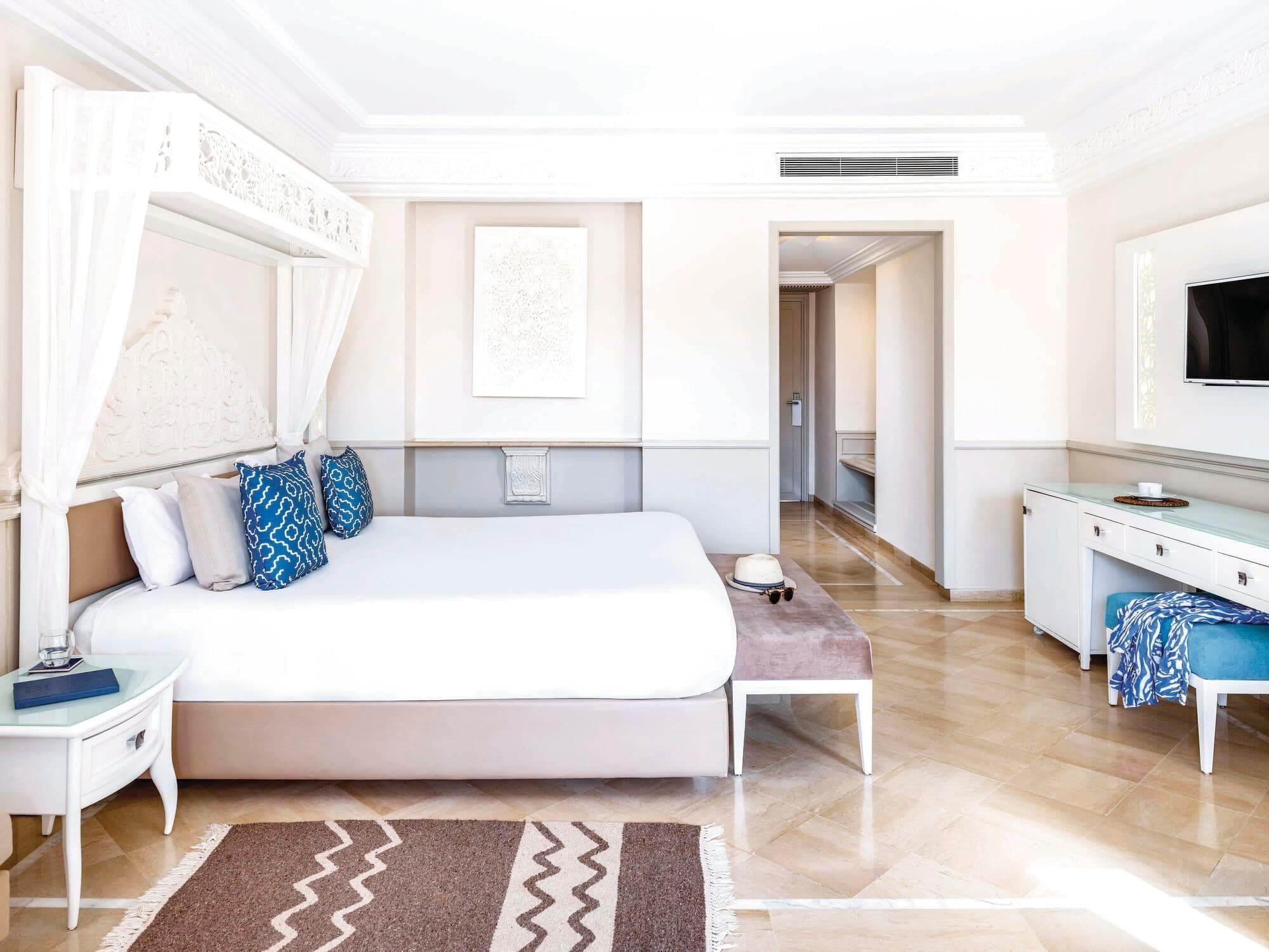 Palm Beach Palace - photo 2