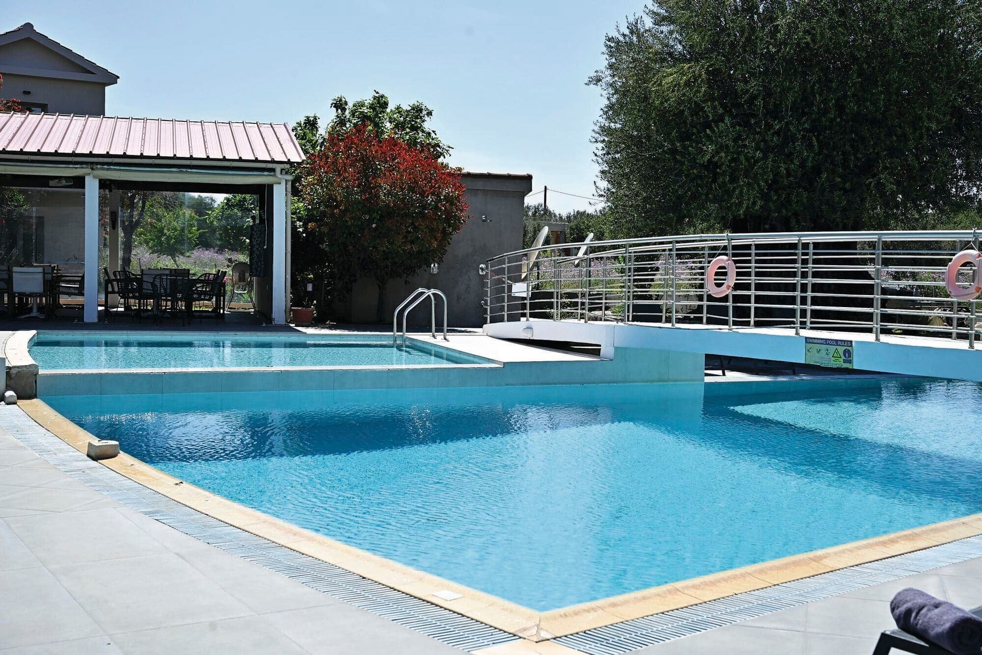 Olive Grove Getaway - photo 3