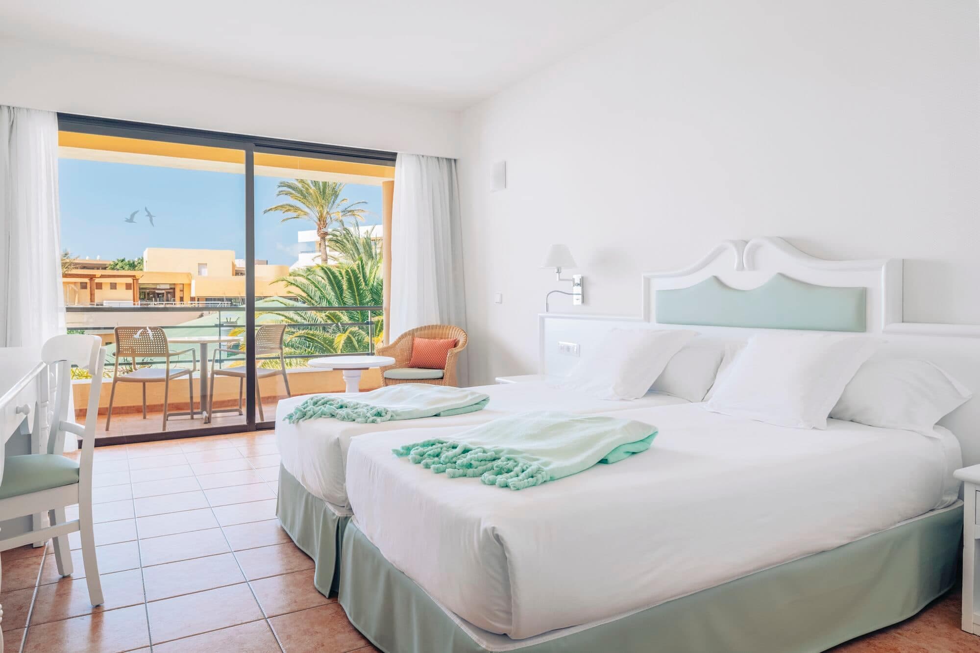 Iberostar Waves Playa - photo 2
