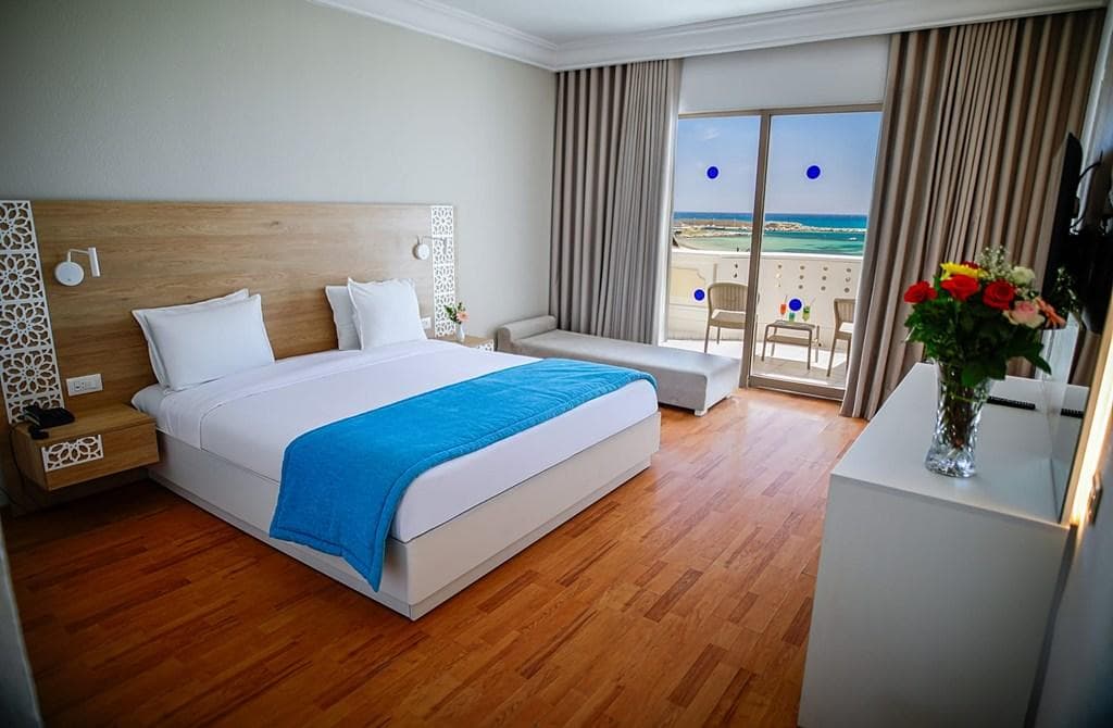 Yasmine Hammamet Escape - photo 2