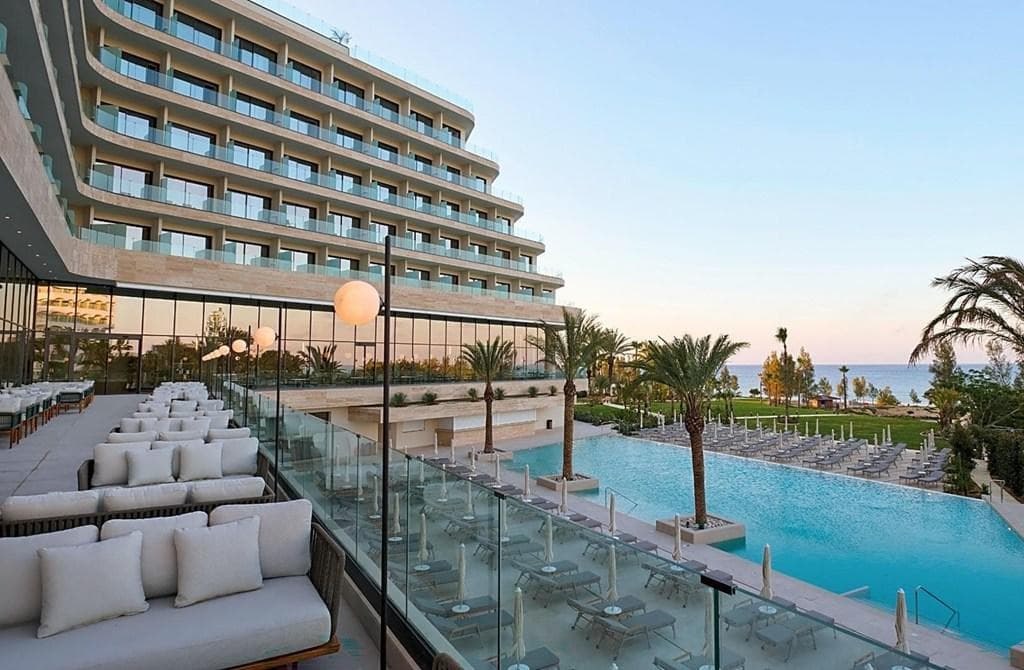 Sunrise Emerald Resort - photo 3