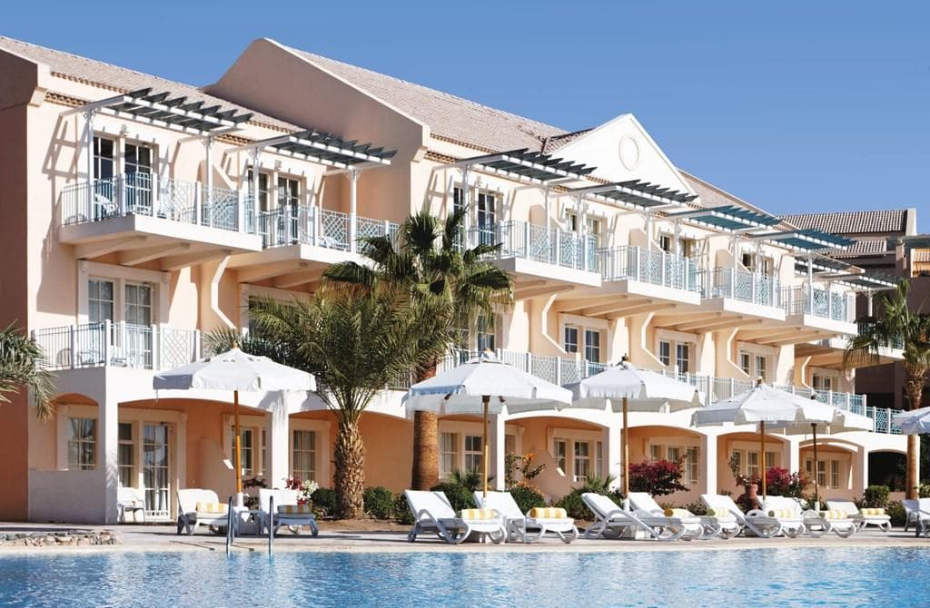 Luxury Beachfront Retreat - photo 3