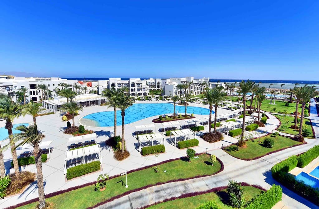 Luxury Family Getaway - main photo